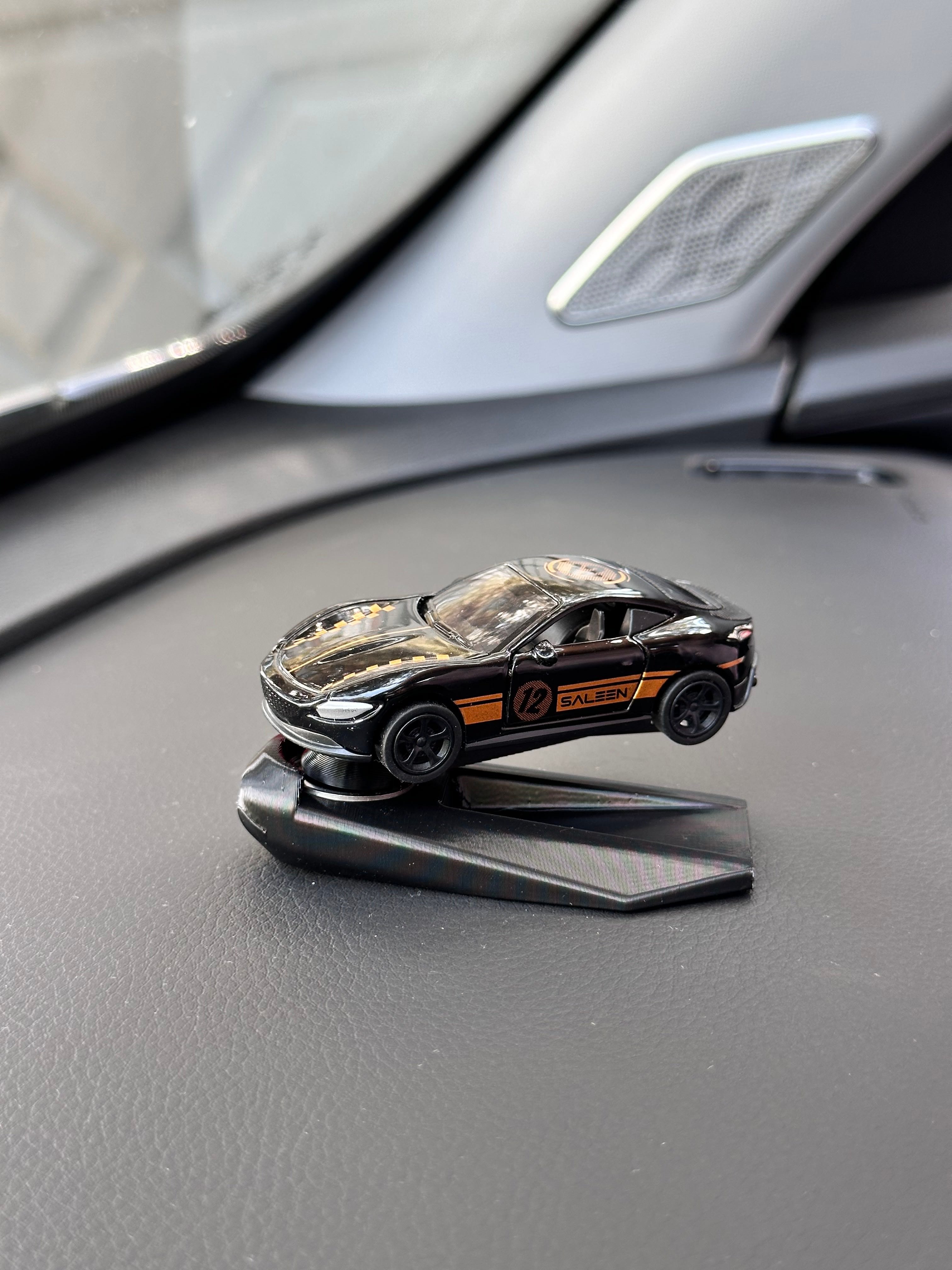Aston Martin Siyah Racing Tasarımlı Diecast Model Torpido Drifter Seti Torpido Süsü