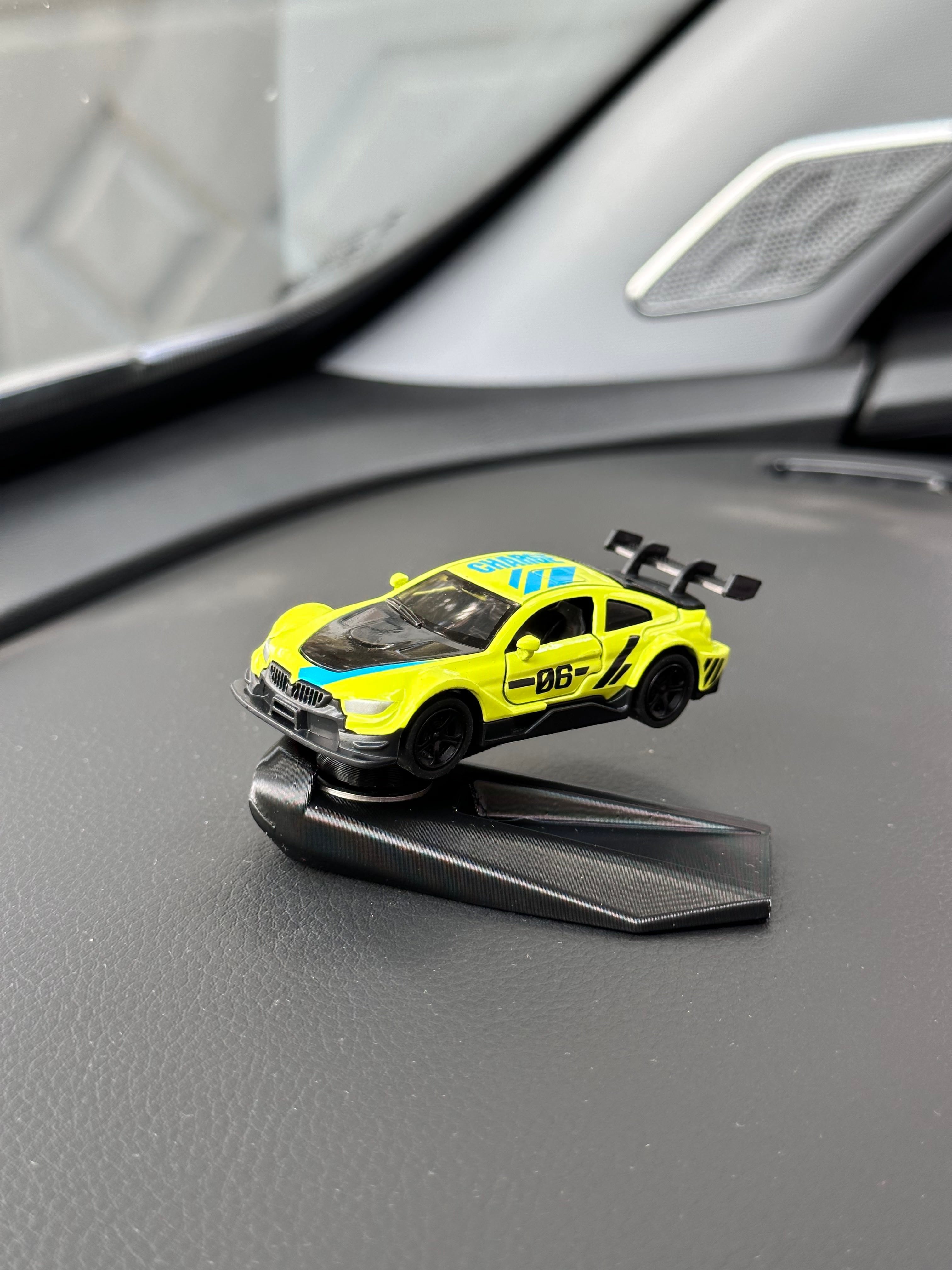BMW Yeşil Racing Tasarımlı Diecast Model Torpido Drifter Seti Torpido Süsü