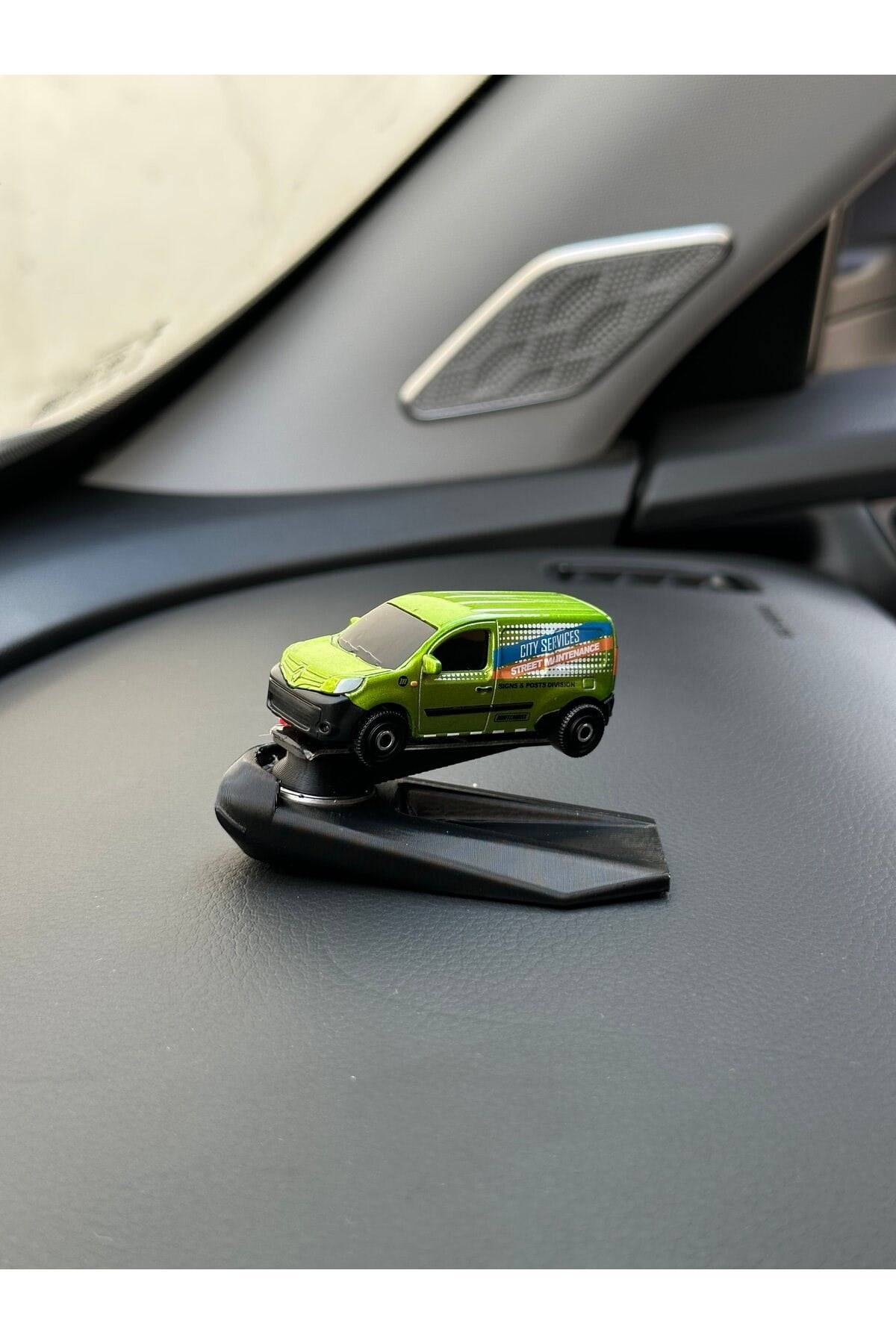 Renault Kangoo Yeşil Metal Model Torpido Drifter Seti Torpido Süsü