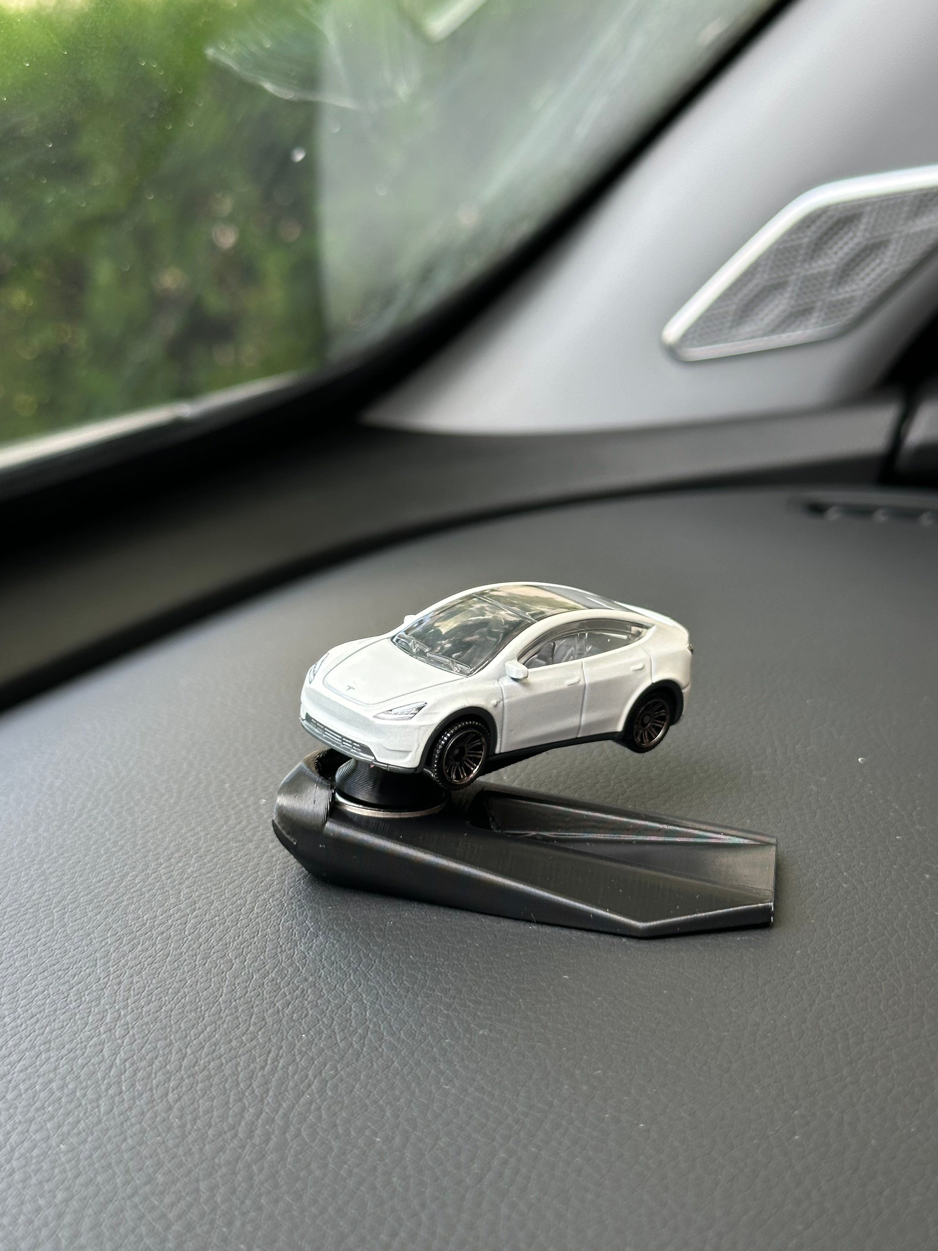 Tesla Model Y Beyaz Metal Model Torpido Drifter Seti Torpido Süsü
