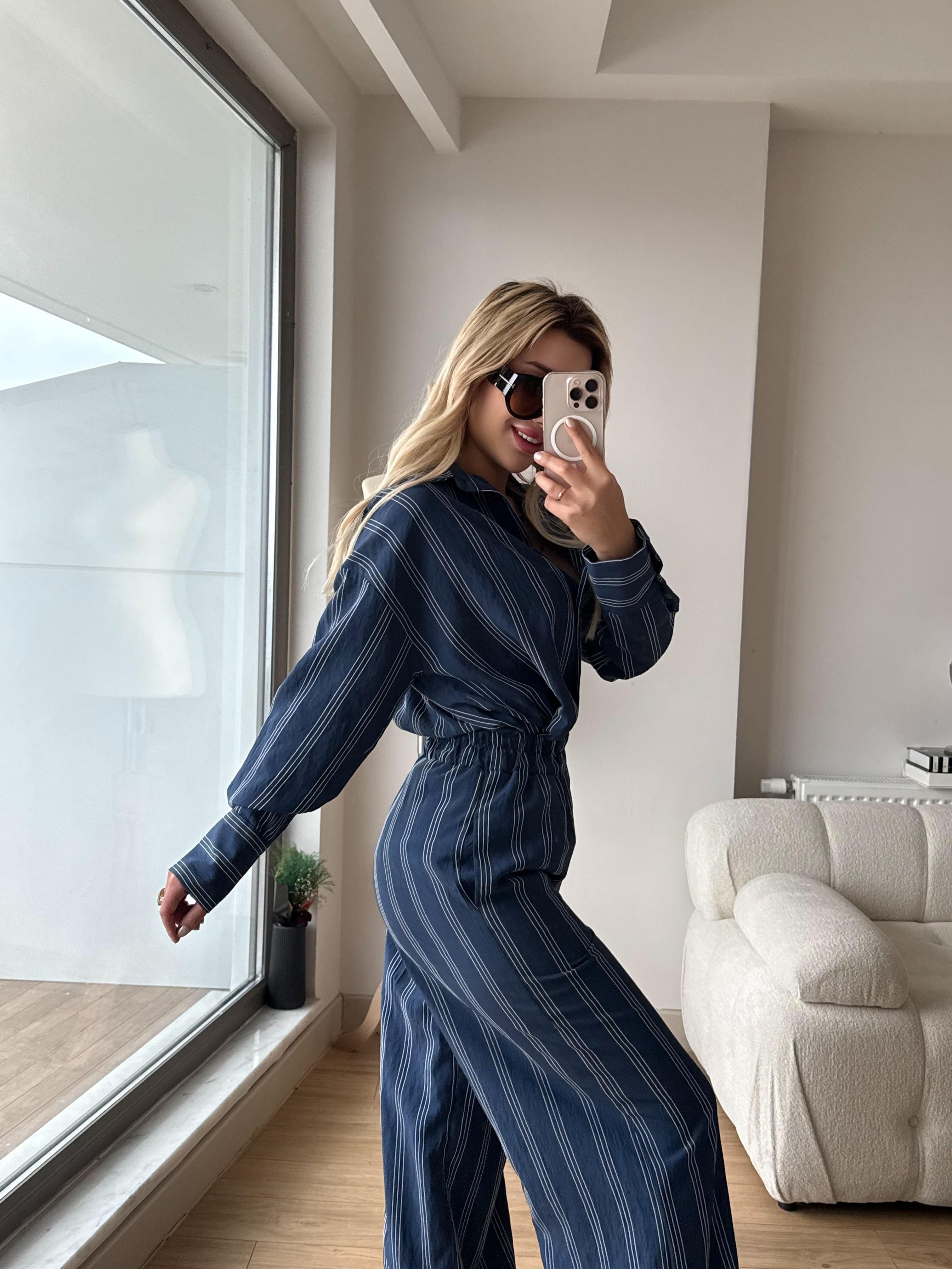 Ada takım lacivert