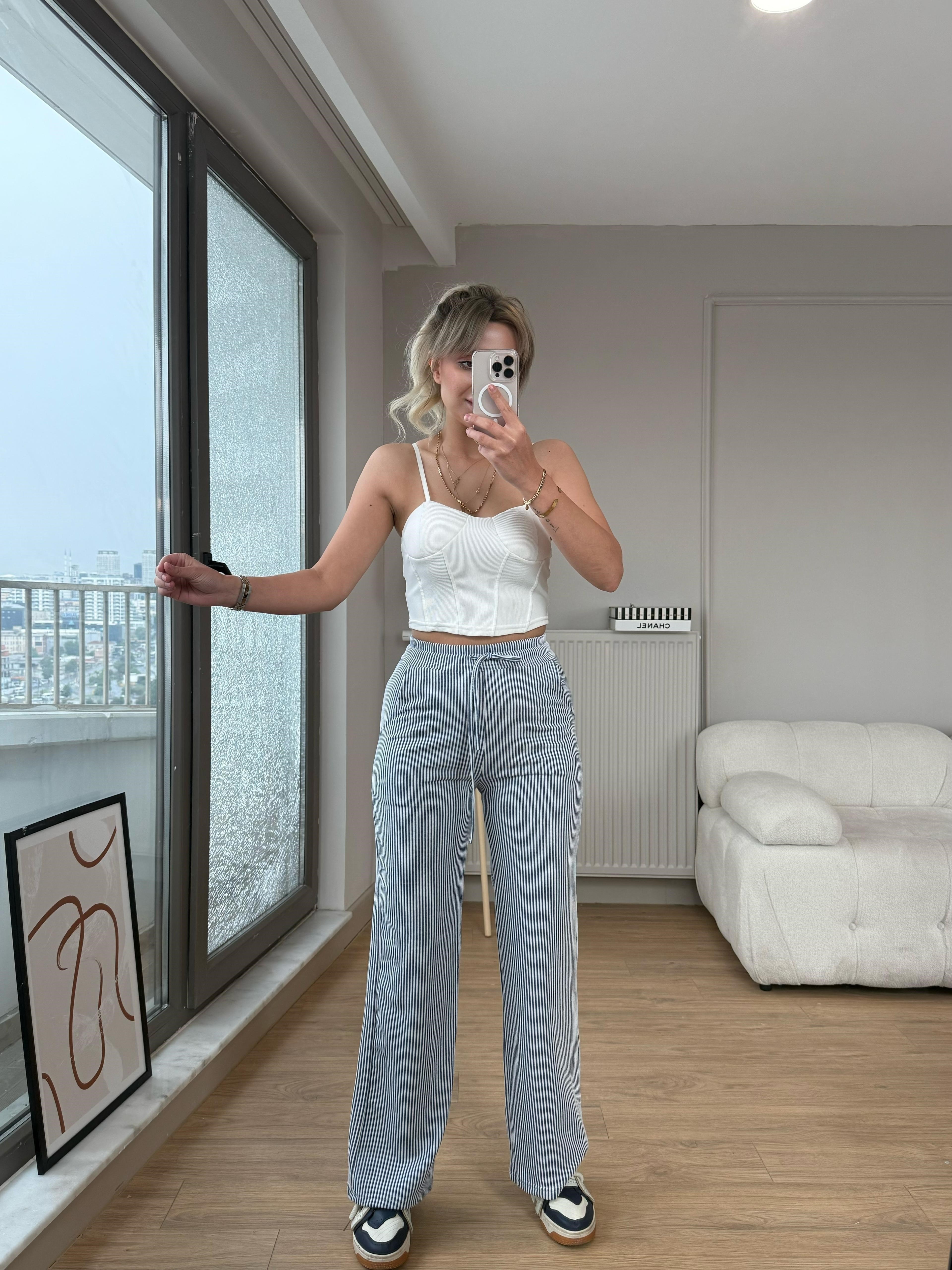 Çizgi detay pantolon lacivert