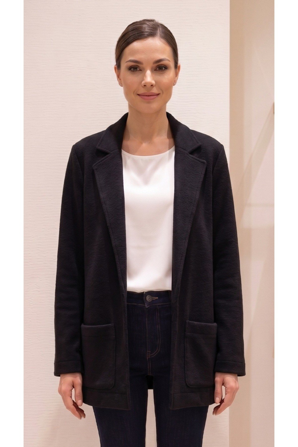 Düğmesiz Cep Detaylı Blazer Ceket