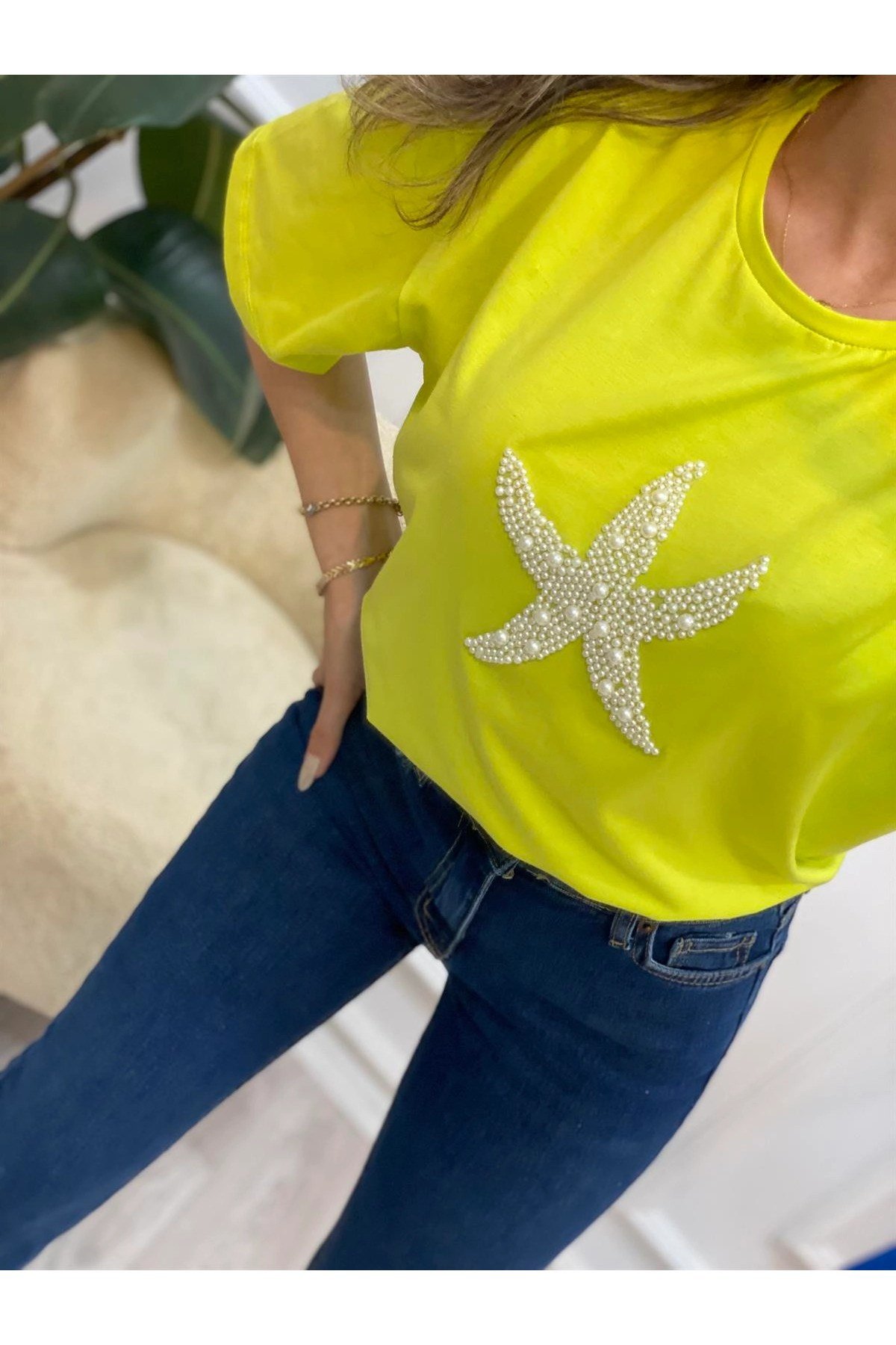 Fıstık Yeşil Deniz Yıldızı İnci Detaylı Basic Tshirt