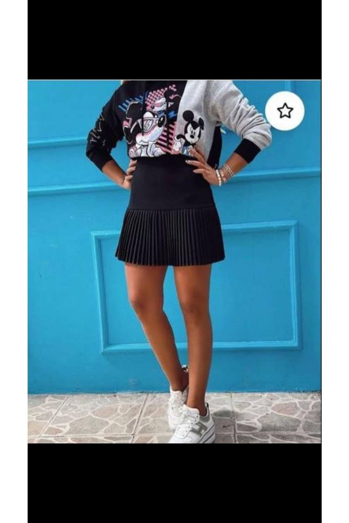 Siyah Pliseli Etek Mini