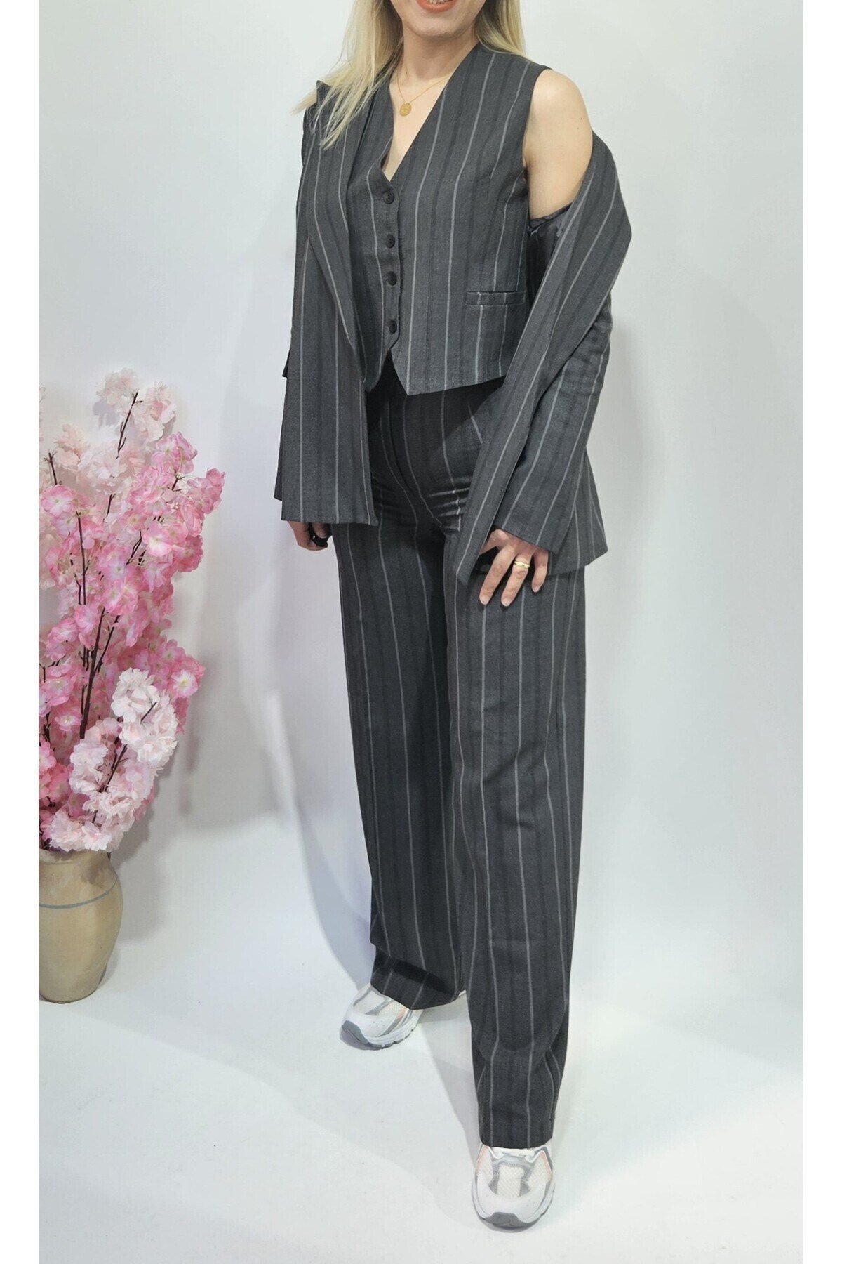 Yeni Sezon Trend Premium Antrasit Çizgi Detaylı Üçlü Takım Pantolon Yelek Blazer Ceket