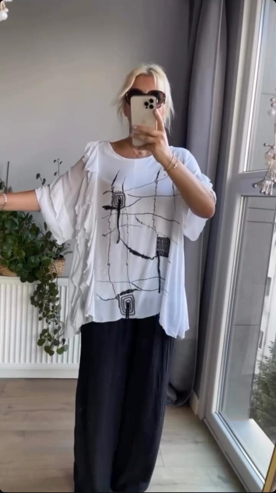 Kare İşlemeli Pamuk Bluz  Ekru