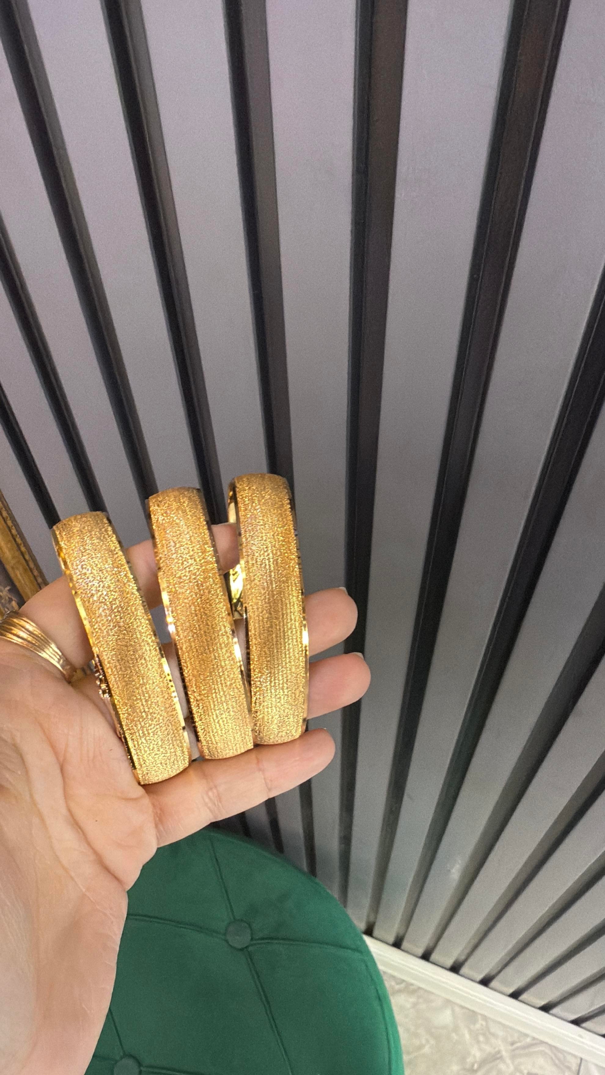 1.5 cm bilezik simli kumlu 3 adet