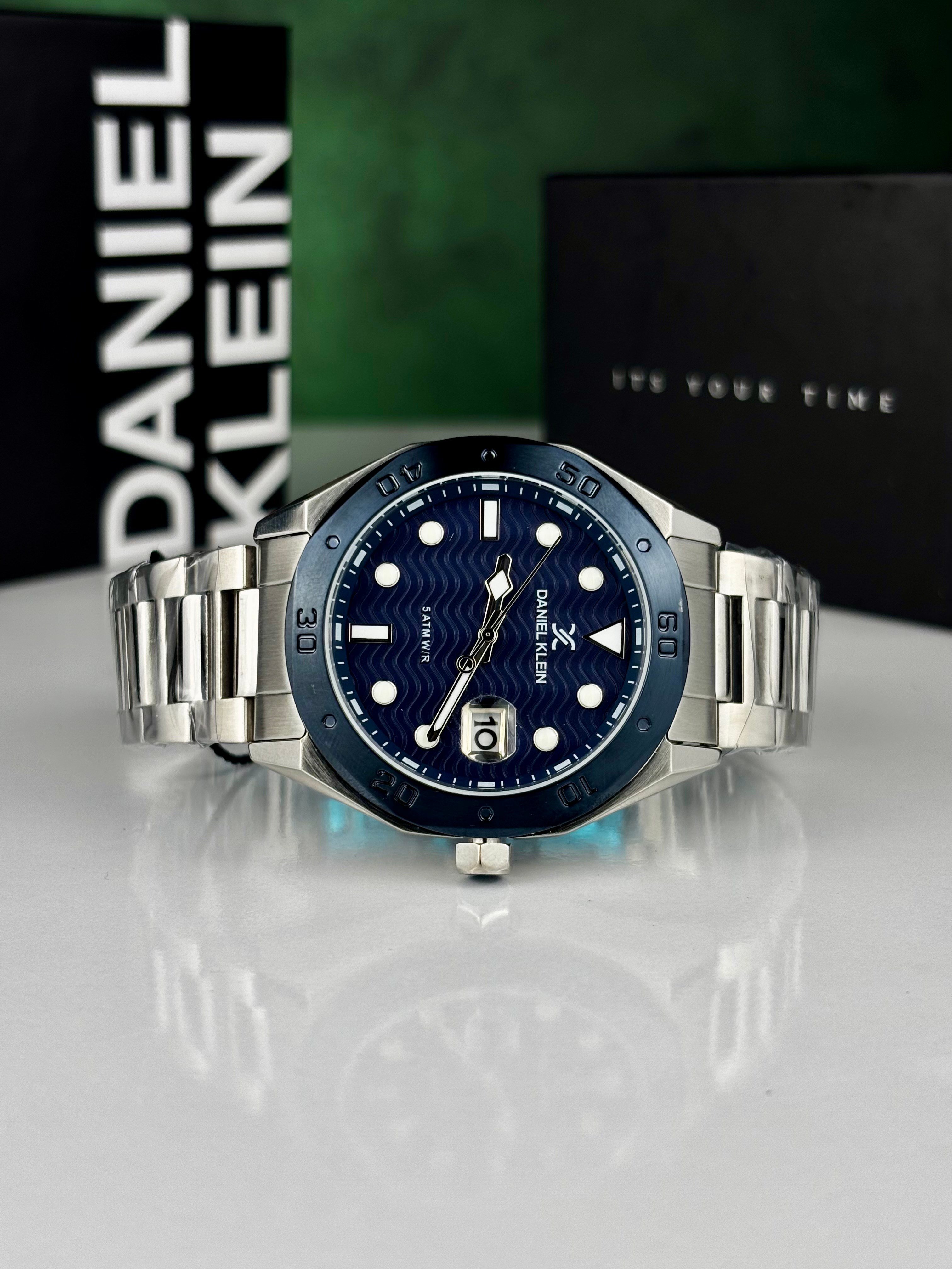 DANIEL KLEIN DK.1.14076-3 ”LACİVERT KADRAN” ERKEK KOL SAATİ