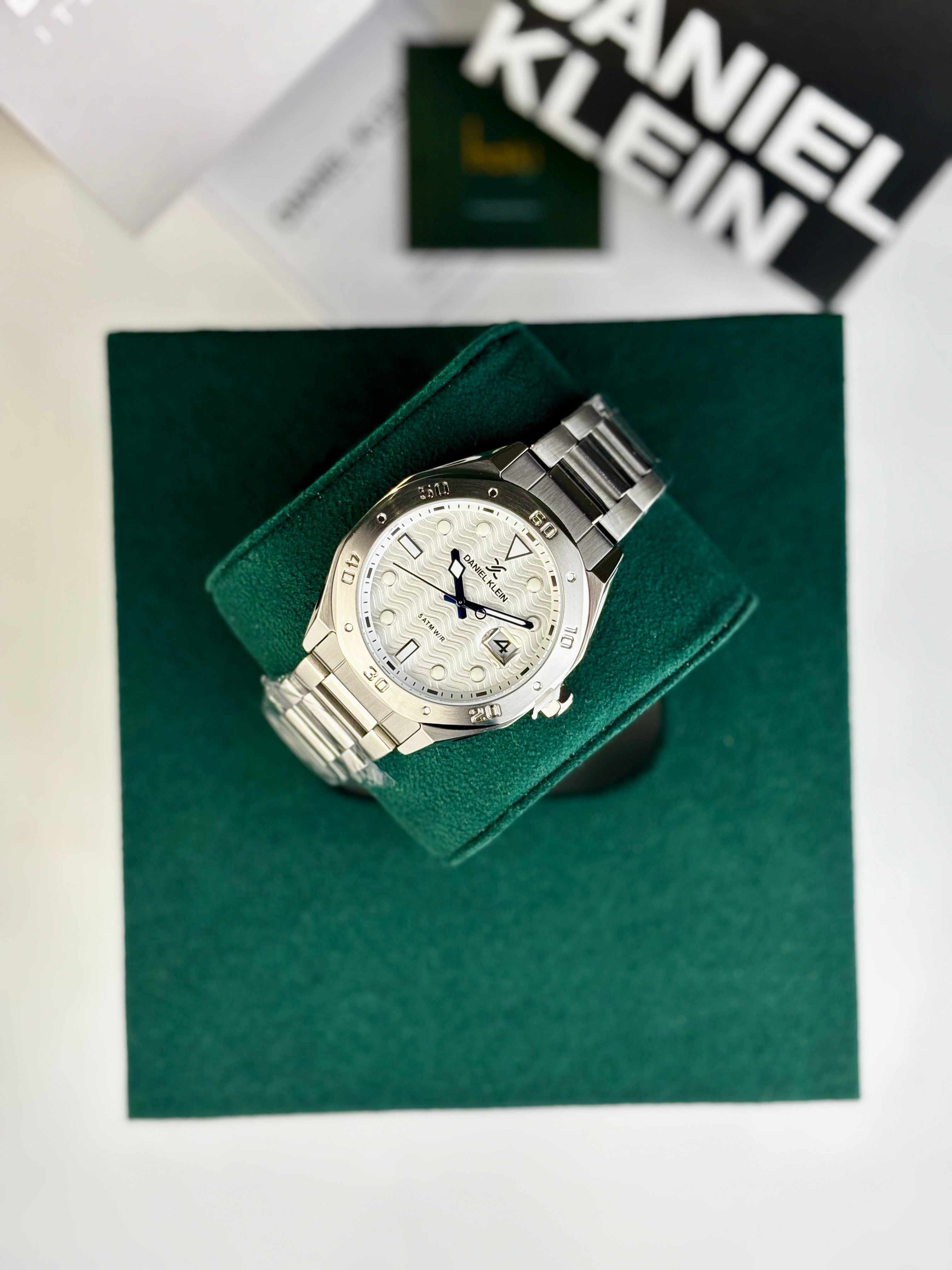 DANIEL KLEIN DK.1.14076-6 “BEYAZ KADRAN” ERKEK KOL SAATİ