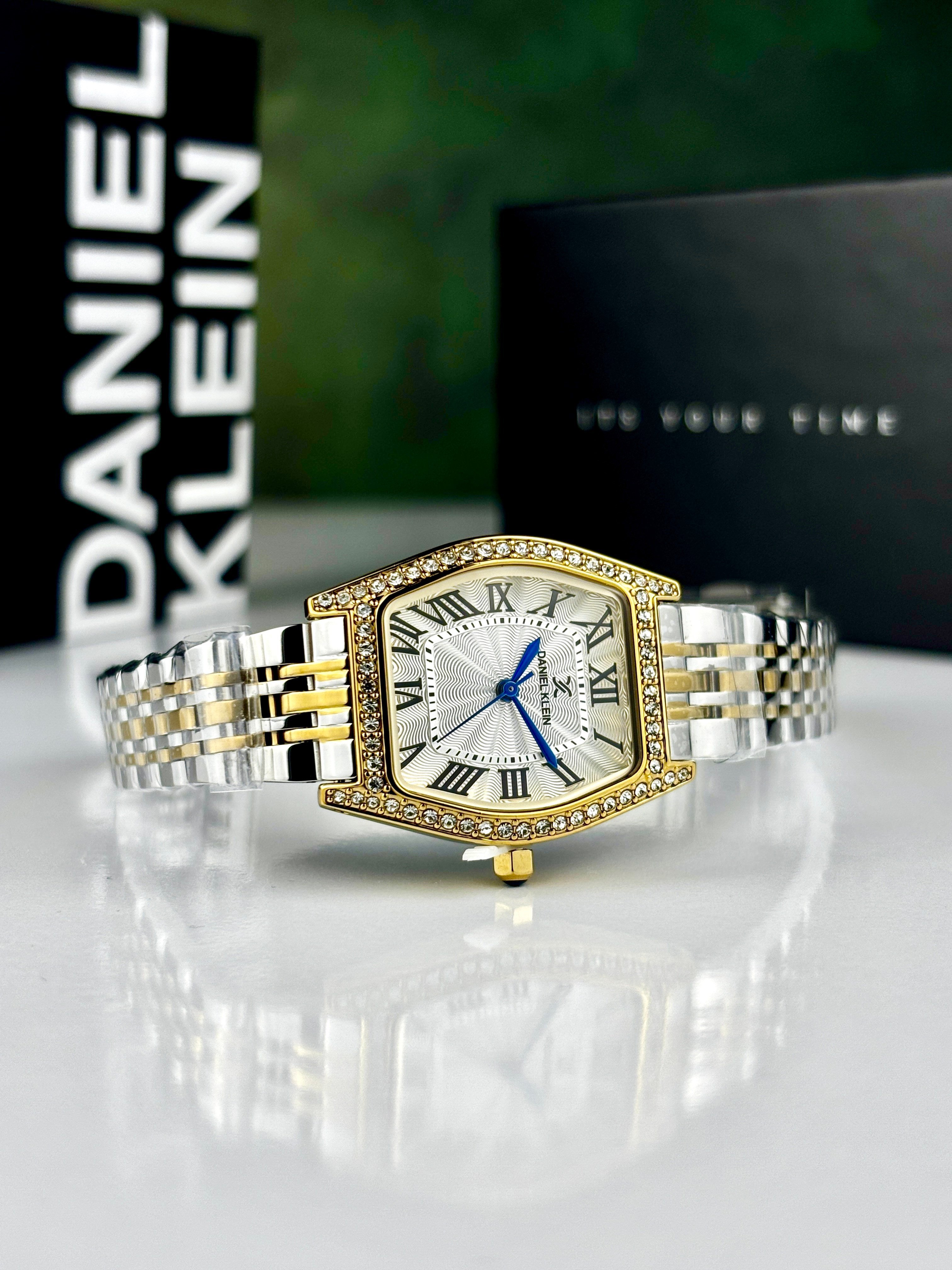 DANIEL KLEIN DK.1.14106-3 “GOLD-SILVER KASA” KADIN KOL SAATİ