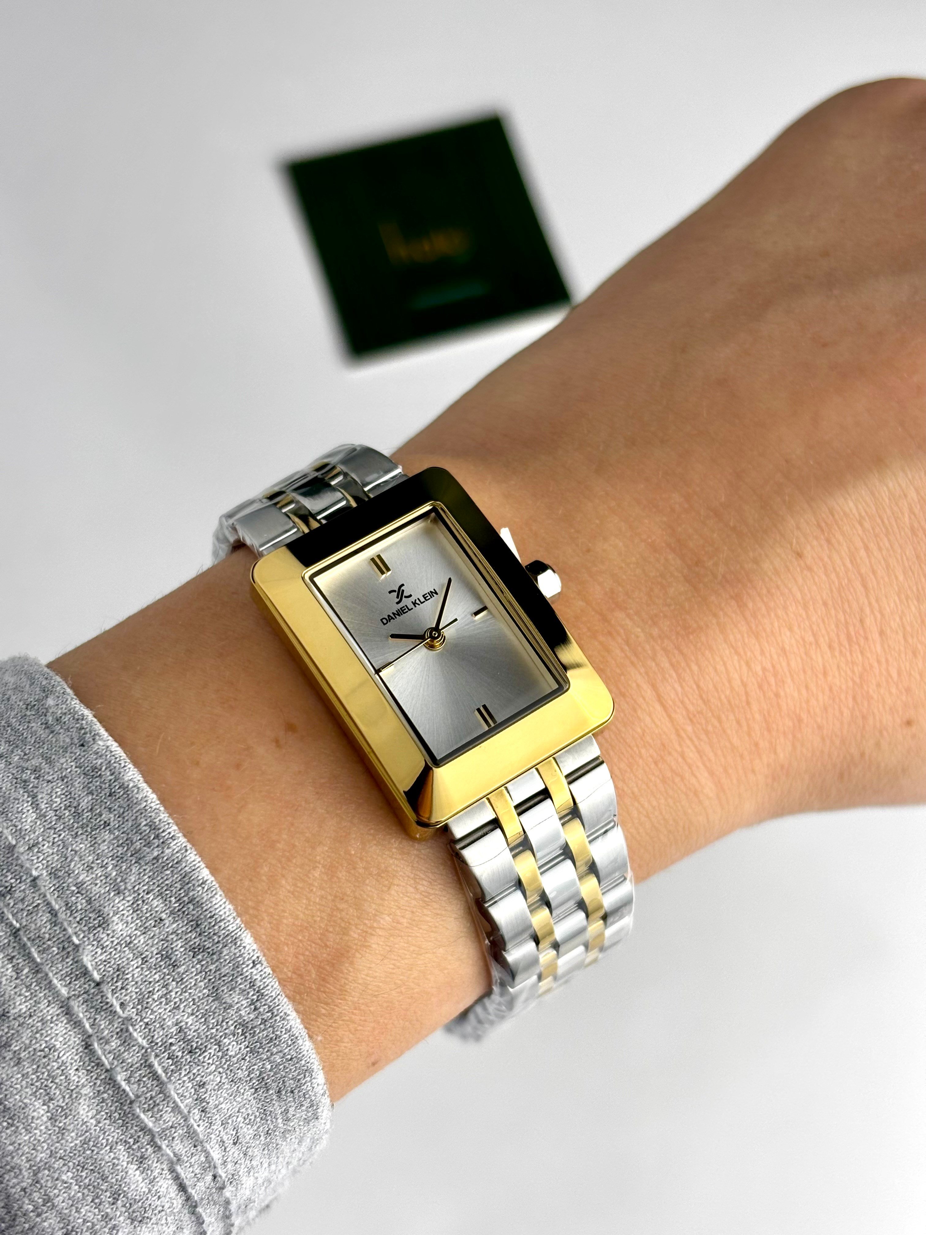 DANIEL KLEIN DKE.1.10821-6 “GOLD- SILVER KASA” KADIN KOL SAATİ
