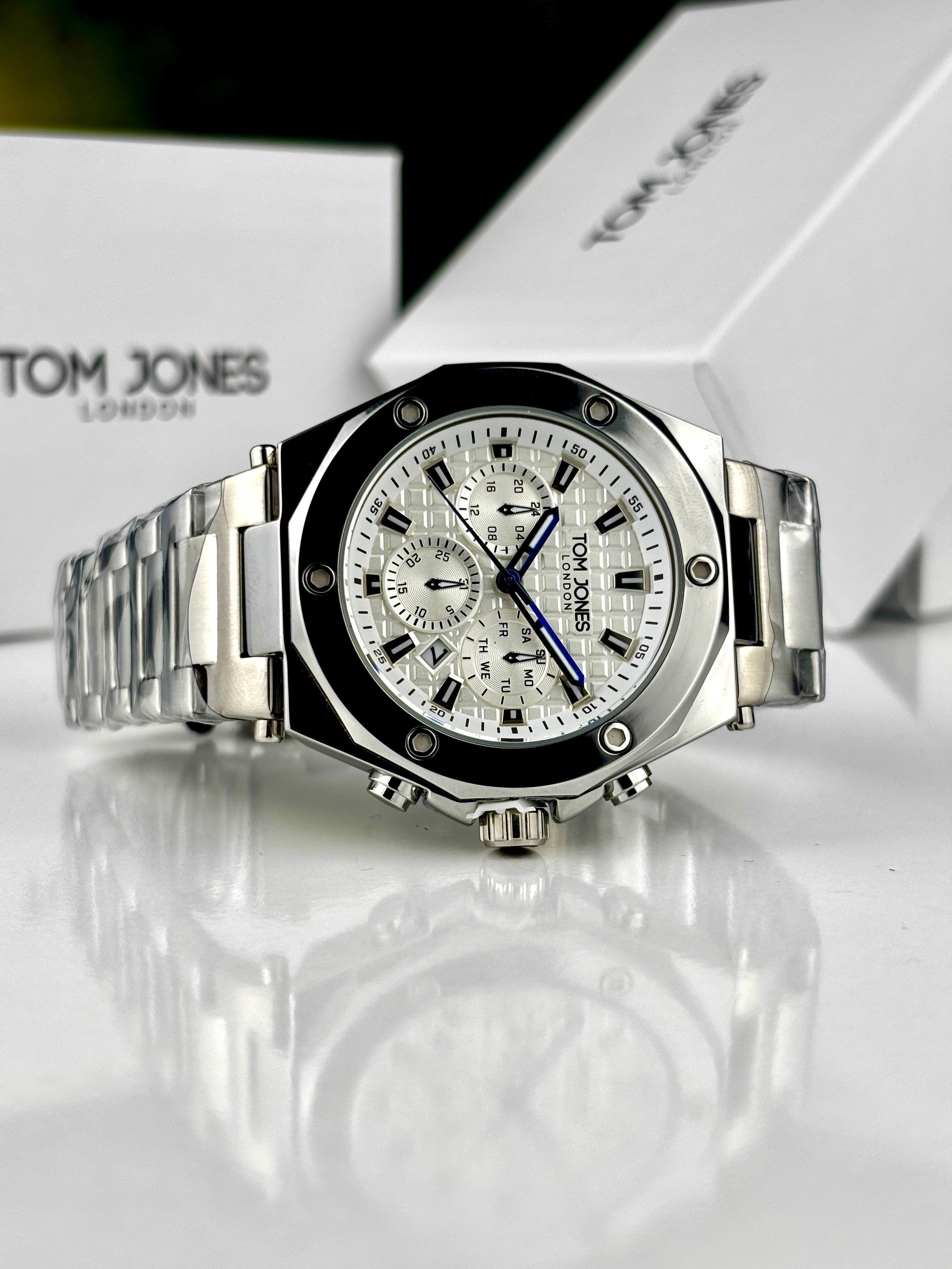 TOM JONES TJ.1.2460.01  ERKEK KOL SAATİ