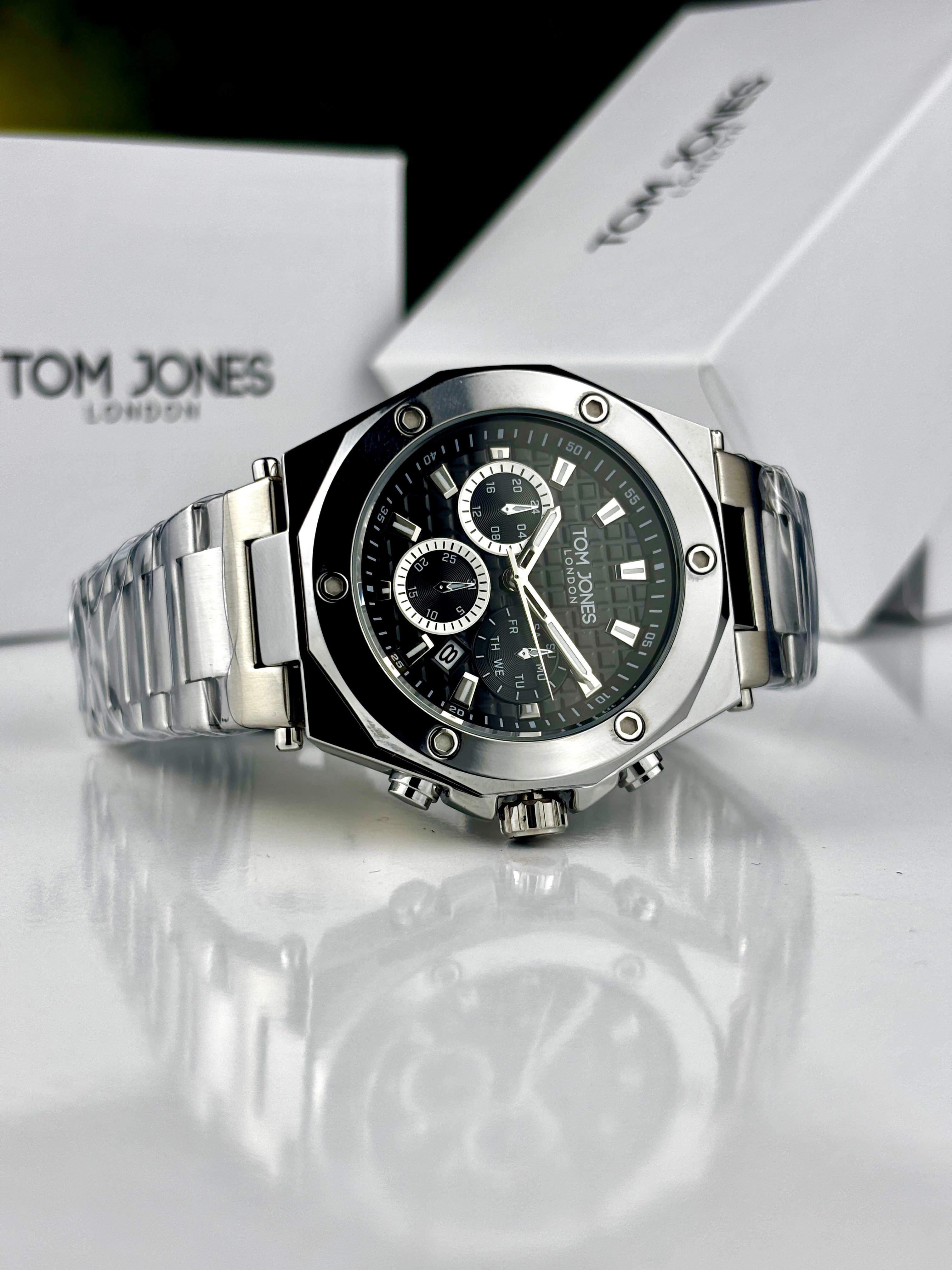 TOM JONES TJ.1.2460.02  ERKEK KOL SAATİ