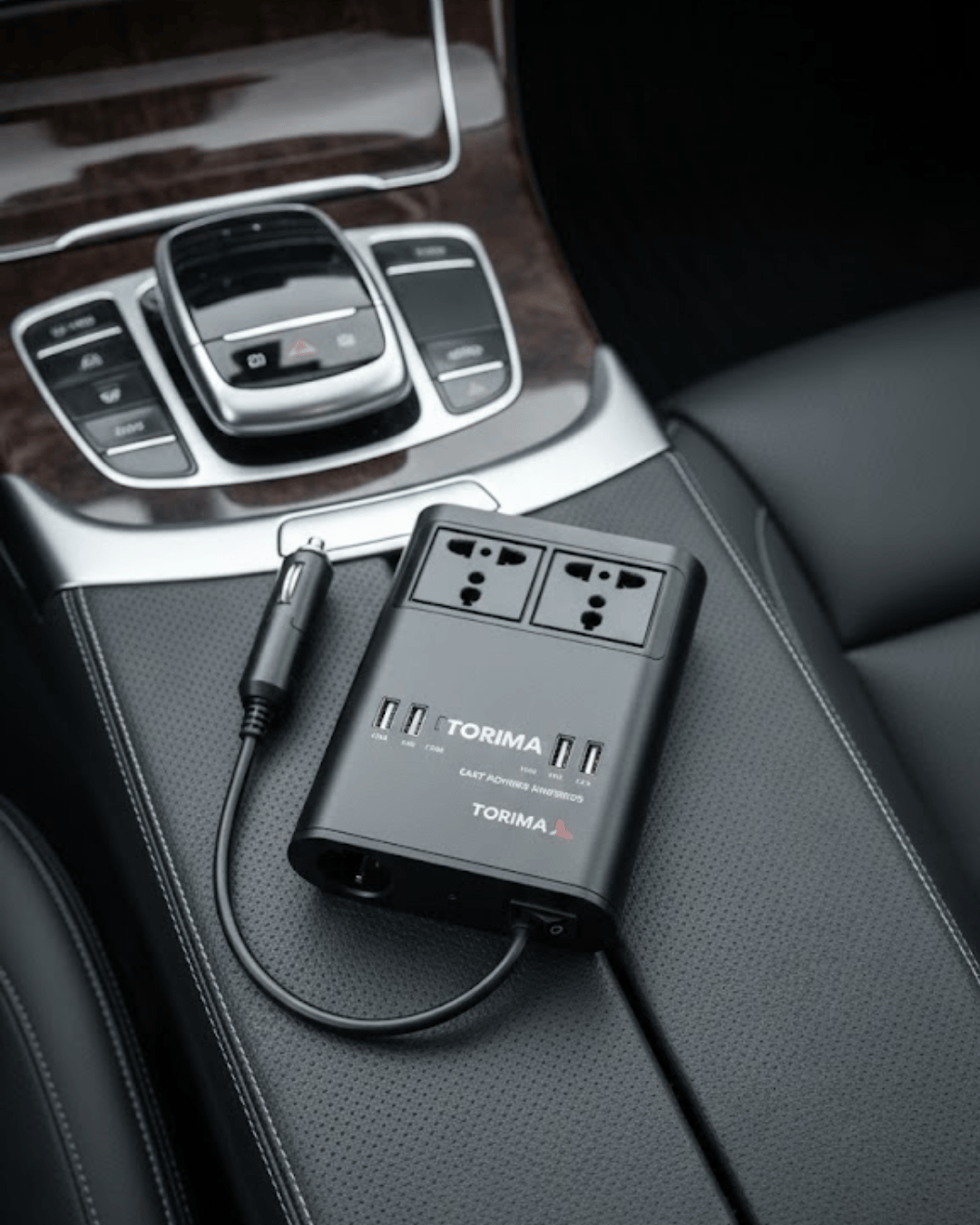 Araçta 220V Kullanım Sağlayan USB Destekli Güç İnvertörü