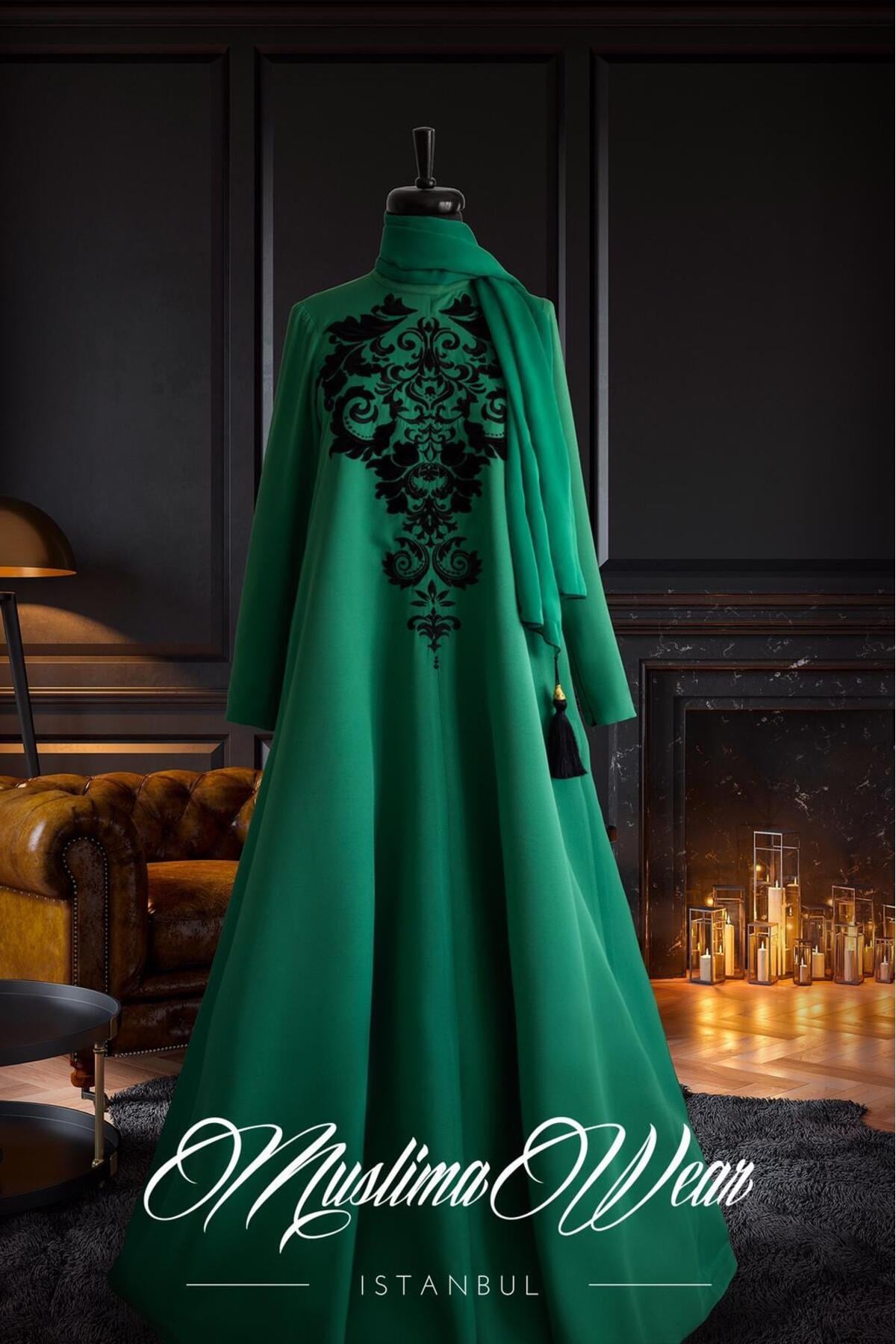 Diadema Green Çiçek Desenli Boğazlı Elbise