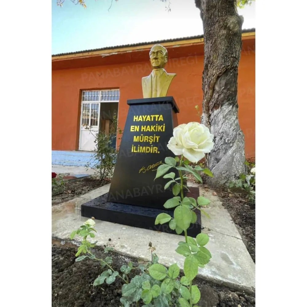 Atatürk Büstü (85cm Alüminyum)+ Kaide (120cm) Lise Modeli