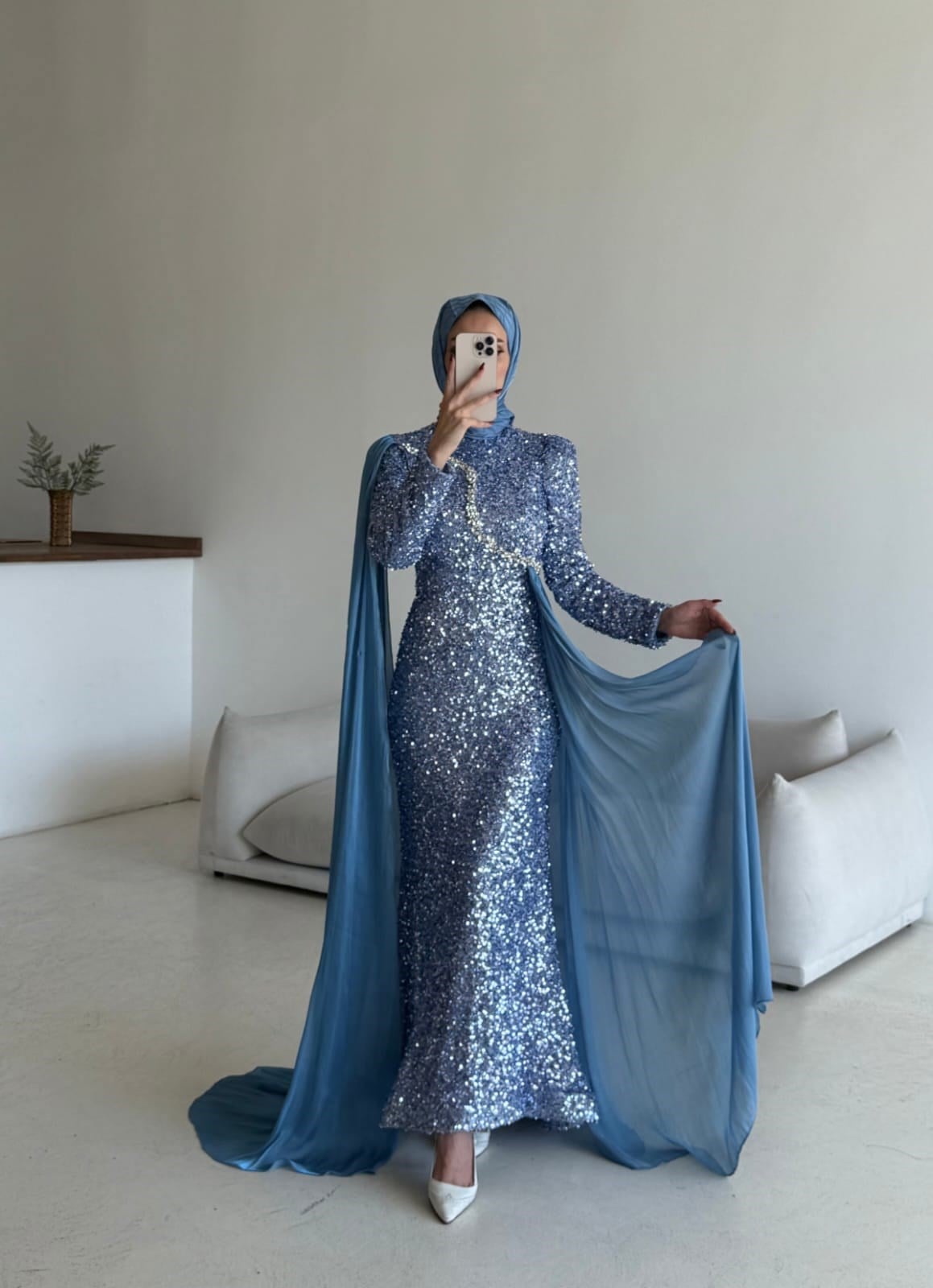 Diana Abiye Mavi