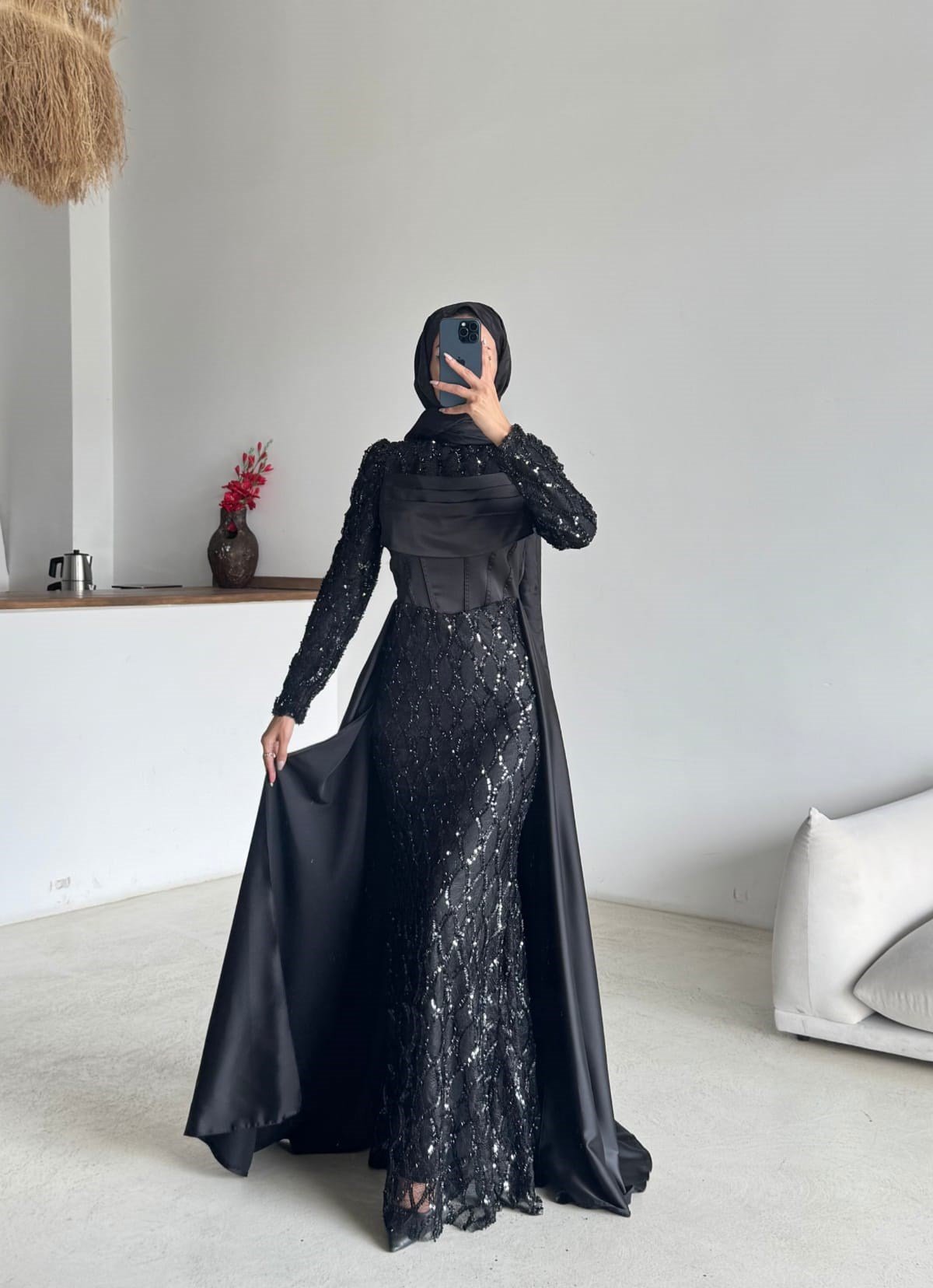 Lidya Abiye Siyah