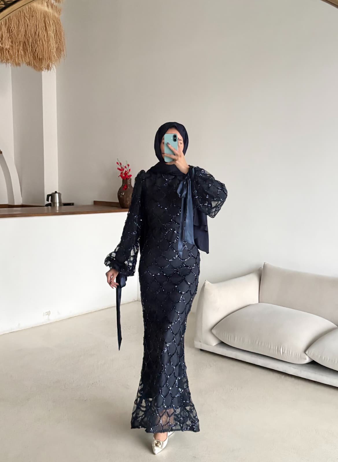 Lina Abiye Lacivert 