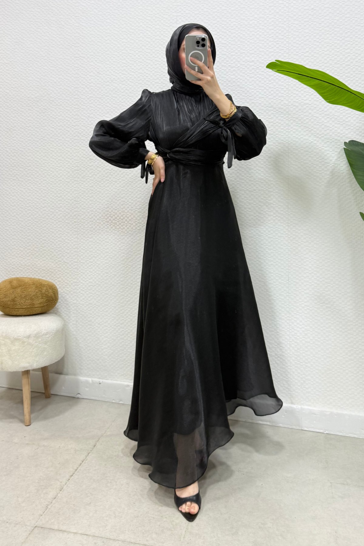 Ala Model Yandan Dolamalı Janjan Kumaş Tesettür Abiye- Siyah