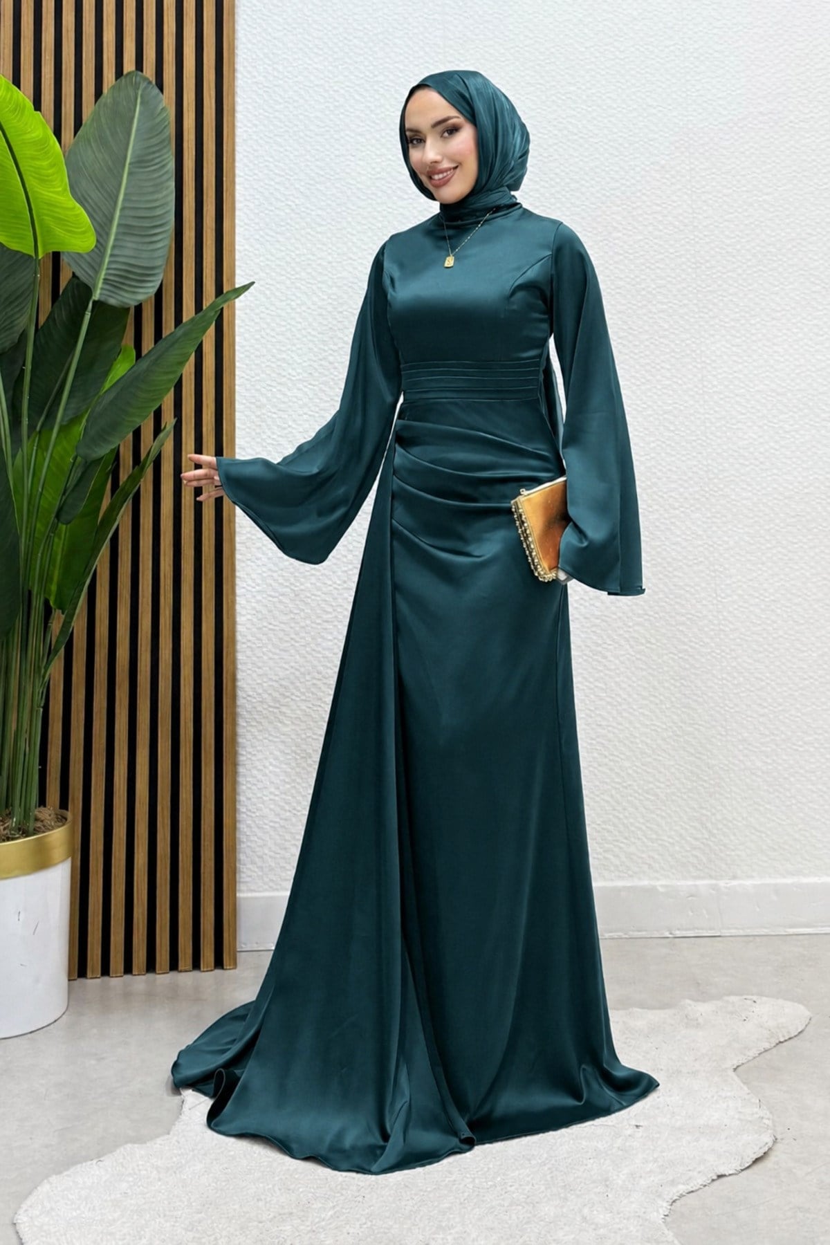 Arabella Pelerinli Saten Kumaş Balık Model Tesettür Abiye