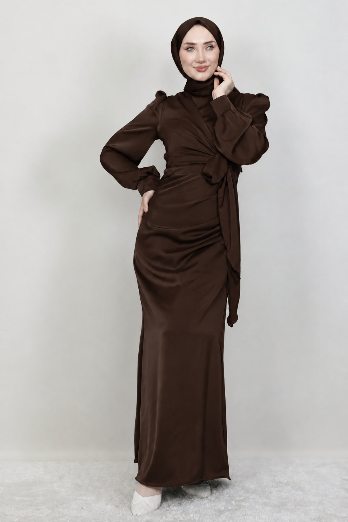 Roya Model Yandan Bağlamalı Saten Abiye-Acı Kahve