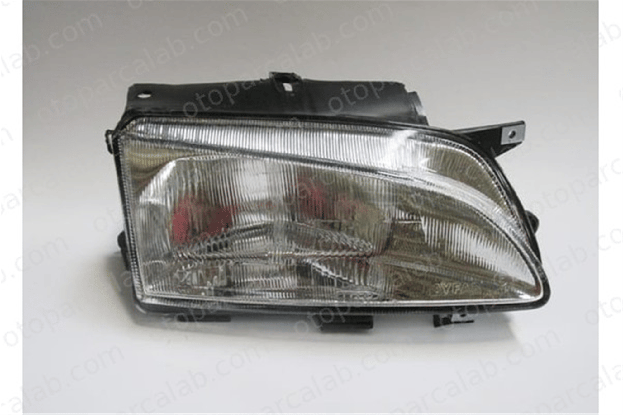AYFAR 1576-1001 Far Sağ PEUGEOT PARTNER Kasa/büyük limuzin PARTNER MPV 6205P8