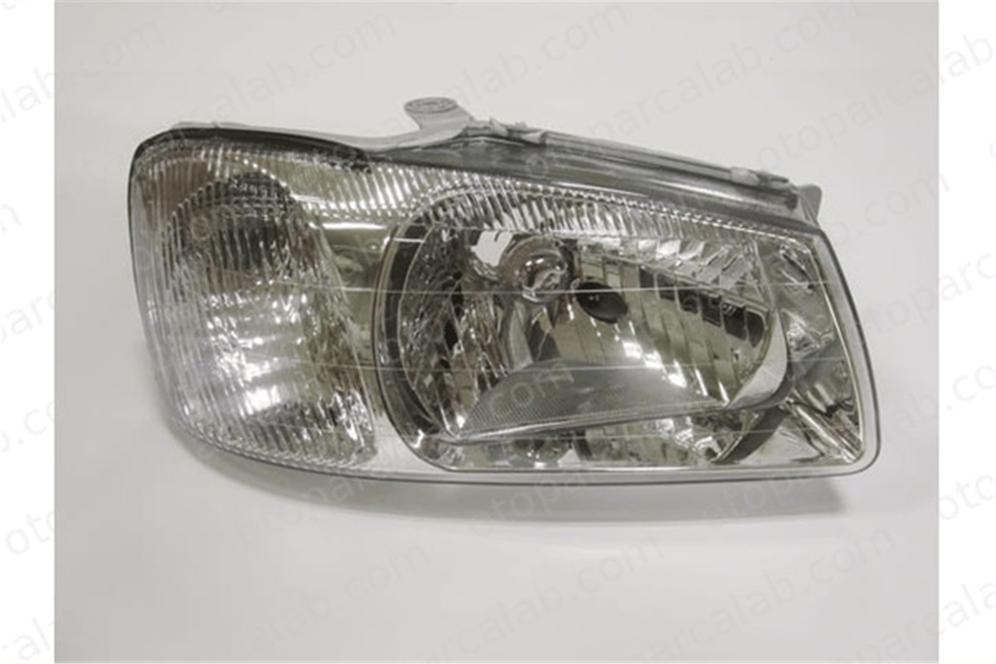AYFAR 593-1001 Far Sağ HYUNDAI ACCENT II ACCENT II Sedan 9210225010 9212025020