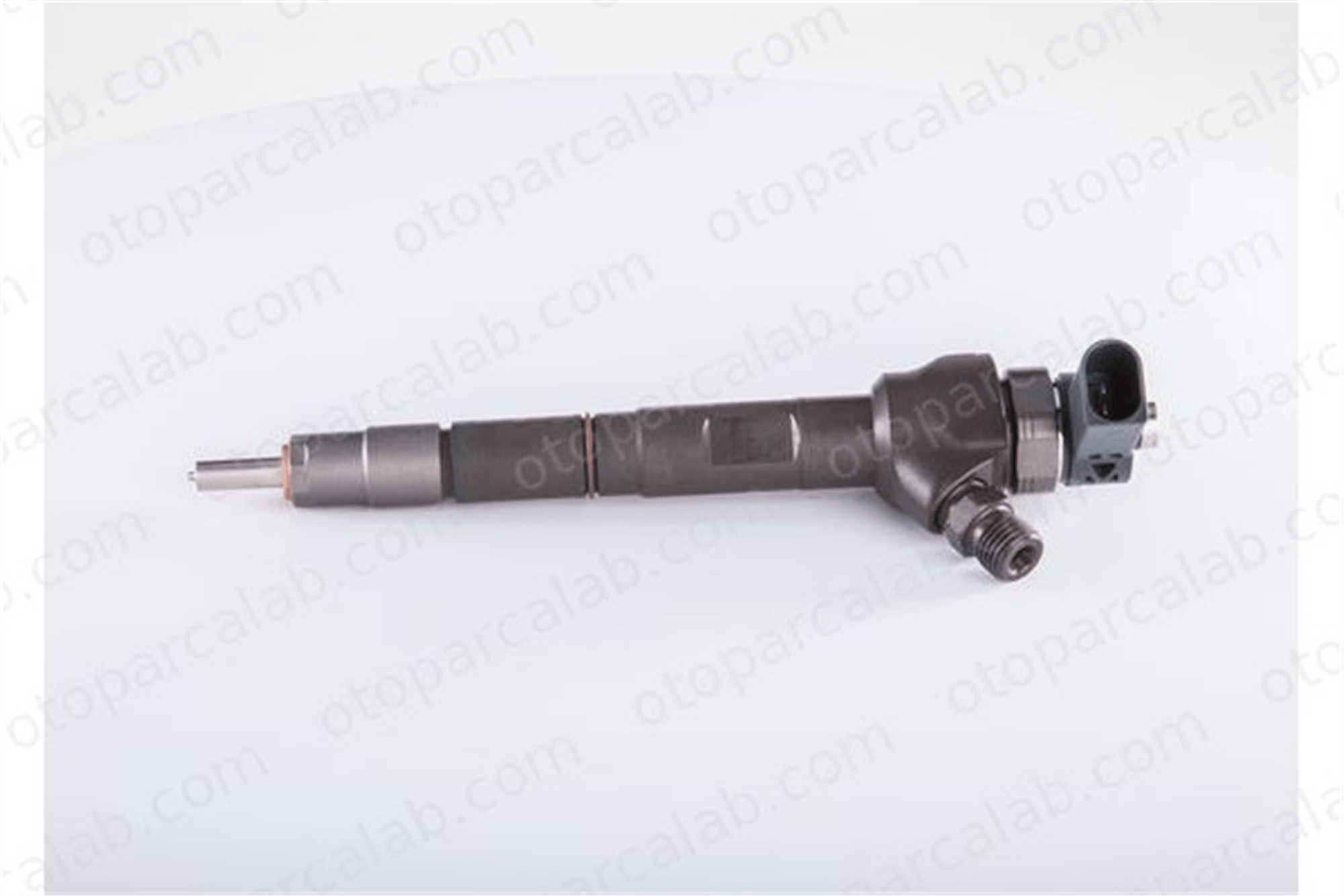 BOSCH 0 445 110 476 Enjektör SEAT LEON ST SKODA OCTAVIA III 4L130277AJ 04L130277AJ