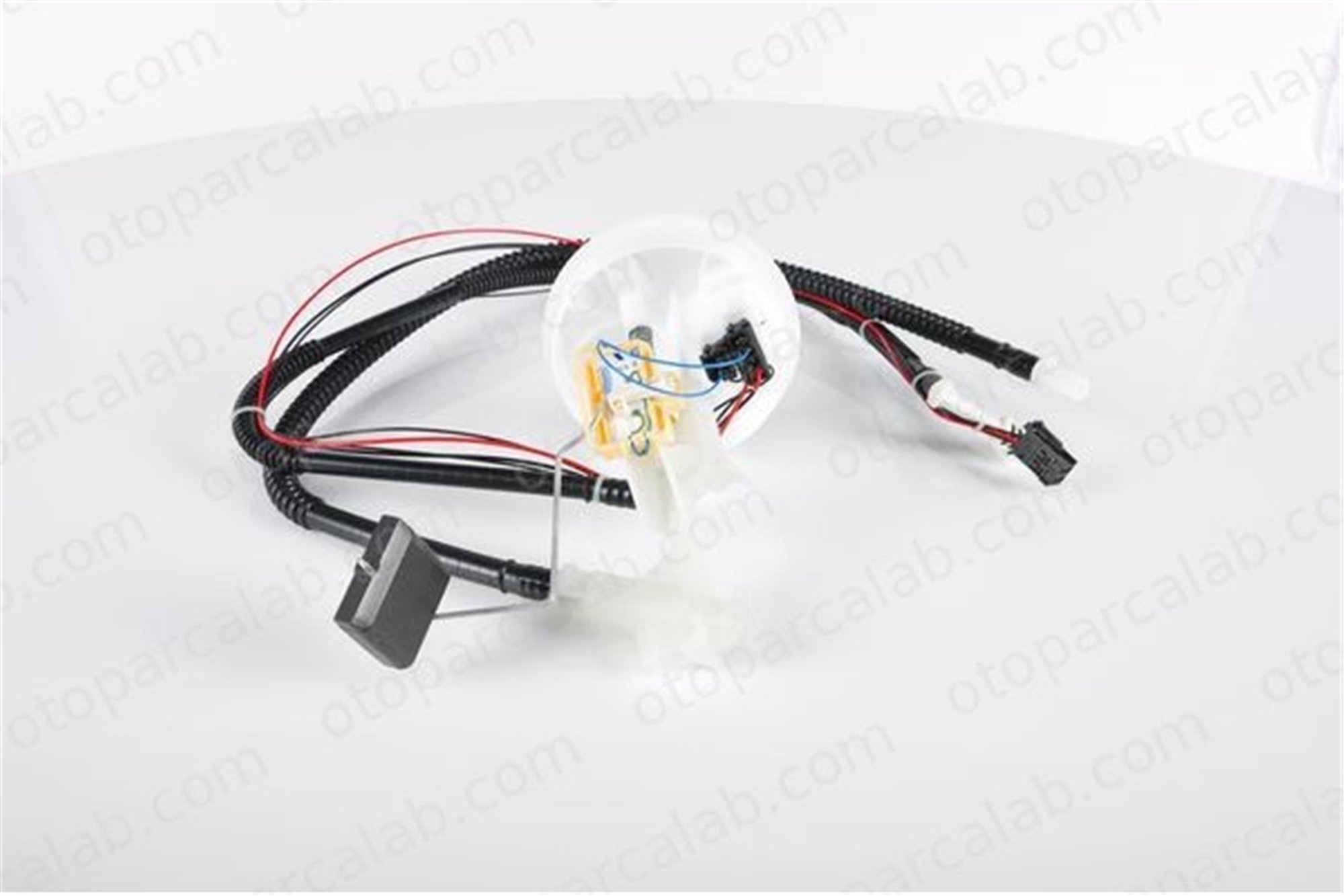 BOSCH 0 986 580 343 Depo Şamandırası MERCEDES-BENZ C-SERISI C-SERISI T-Model A2034701641 2034701641