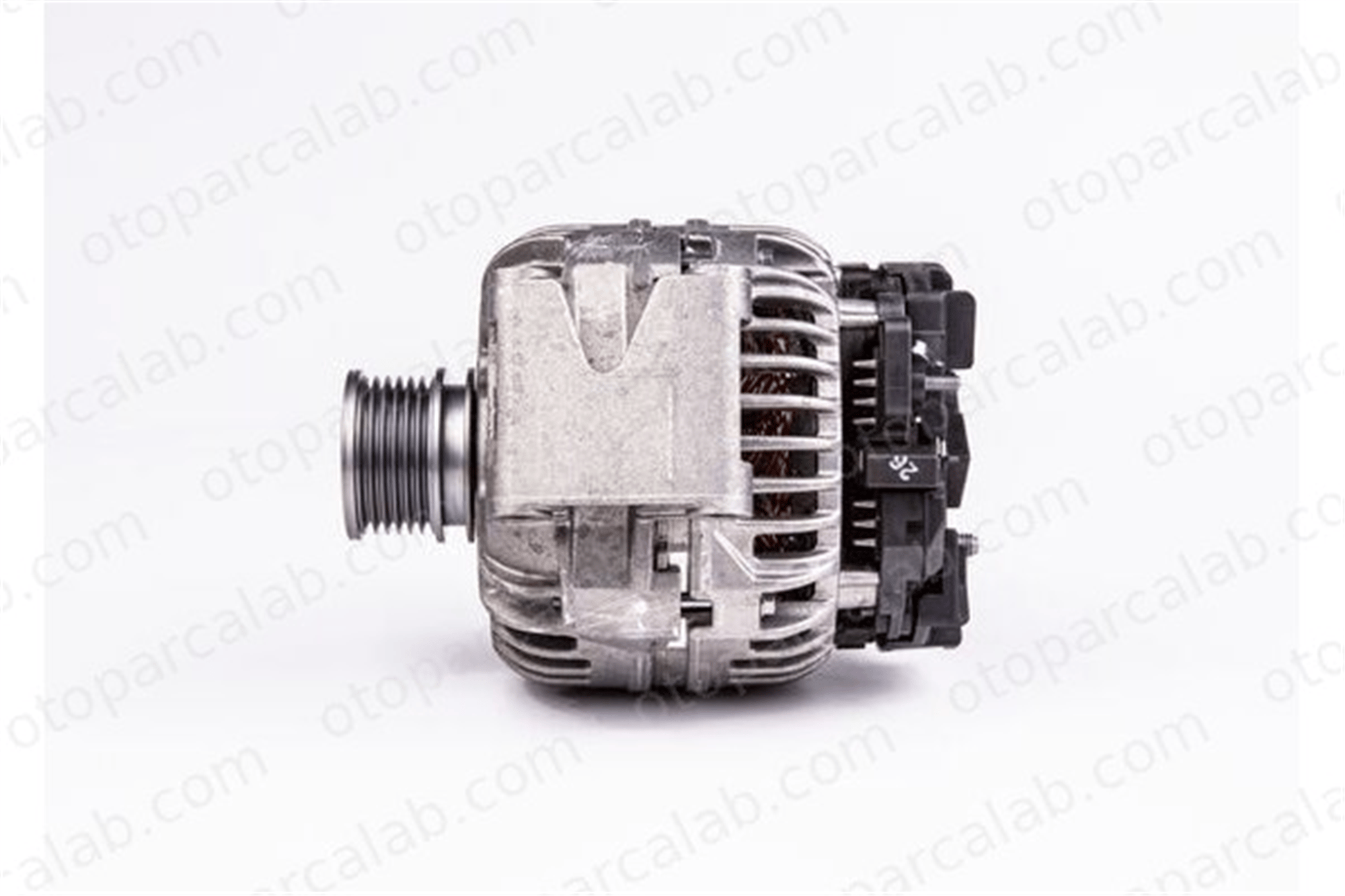 BOSCH 1 986 A00 653 Alternatör MERCEDES-BENZ SPRINTER 3-t Minibüs/Otobüs SPRINTER 4-t Panelvan/Van A0111540902 1516475R