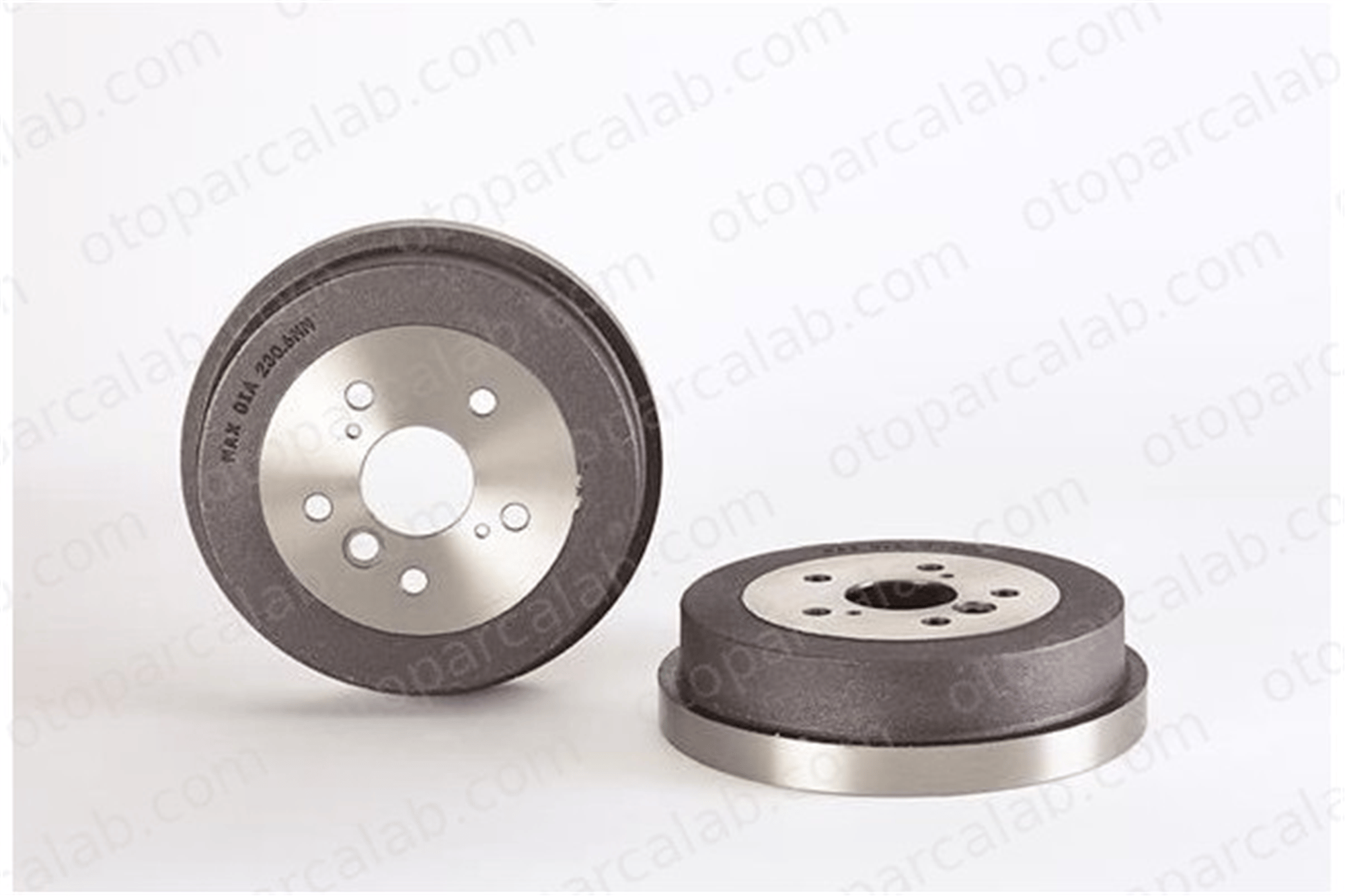 BREMBO 14.5816.10 Kampana Arka Sağ veya Sol TOYOTA CAMRY CAMRY Station wagon 4243133020 4243106010