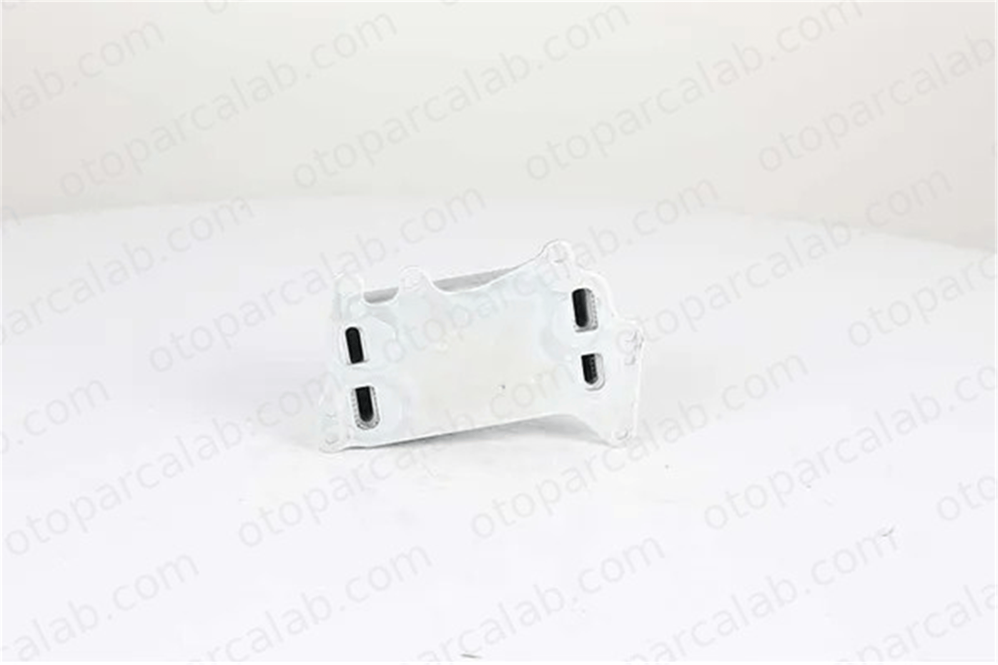 BSG 15-506-013 Motor Yağ Soğutucu BMW 1 3 11428507627 8507627