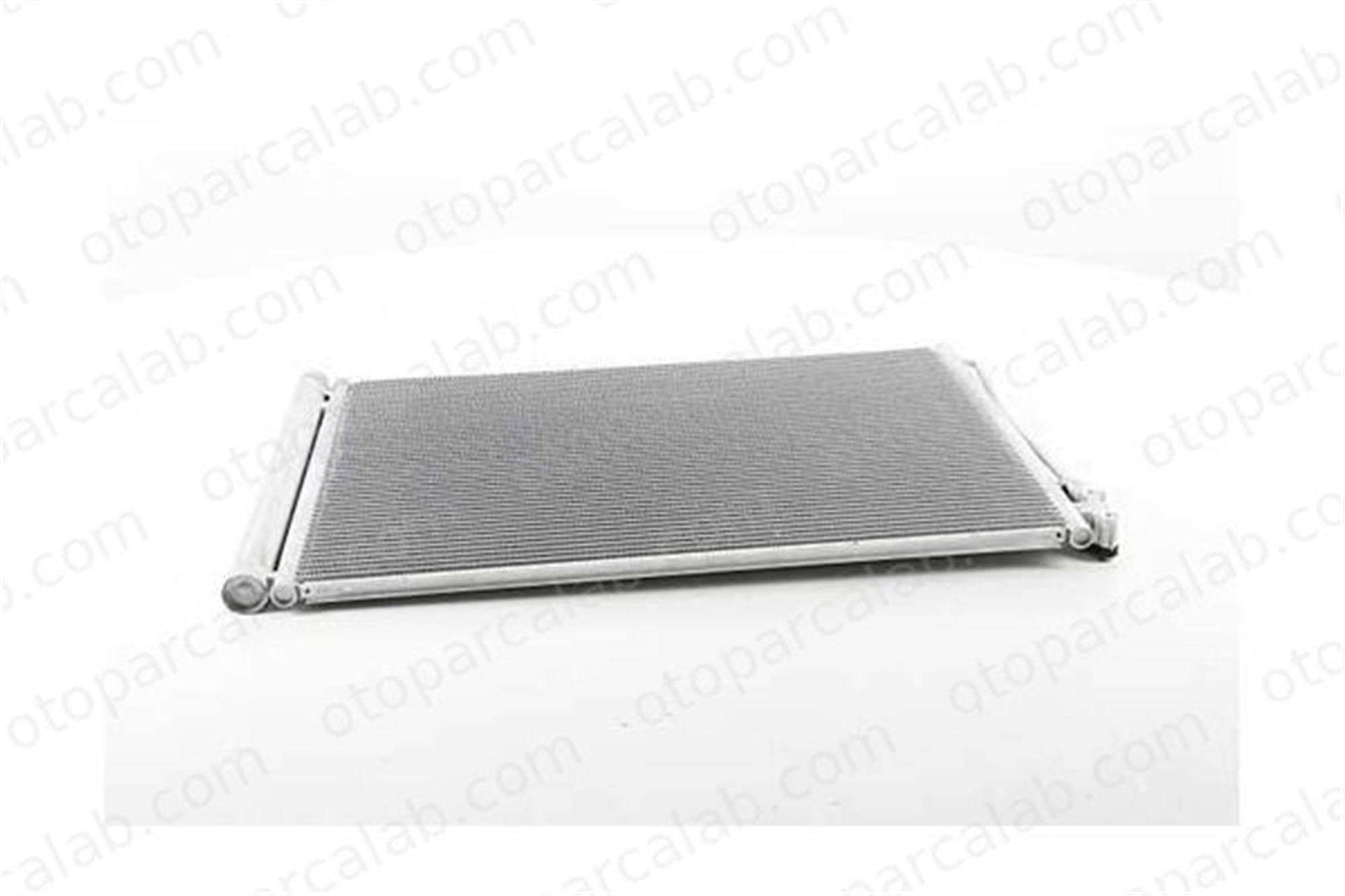 BSG 15-525-013 Klima Radyatörü BMW 5 5 Touring 64509391489 4247809