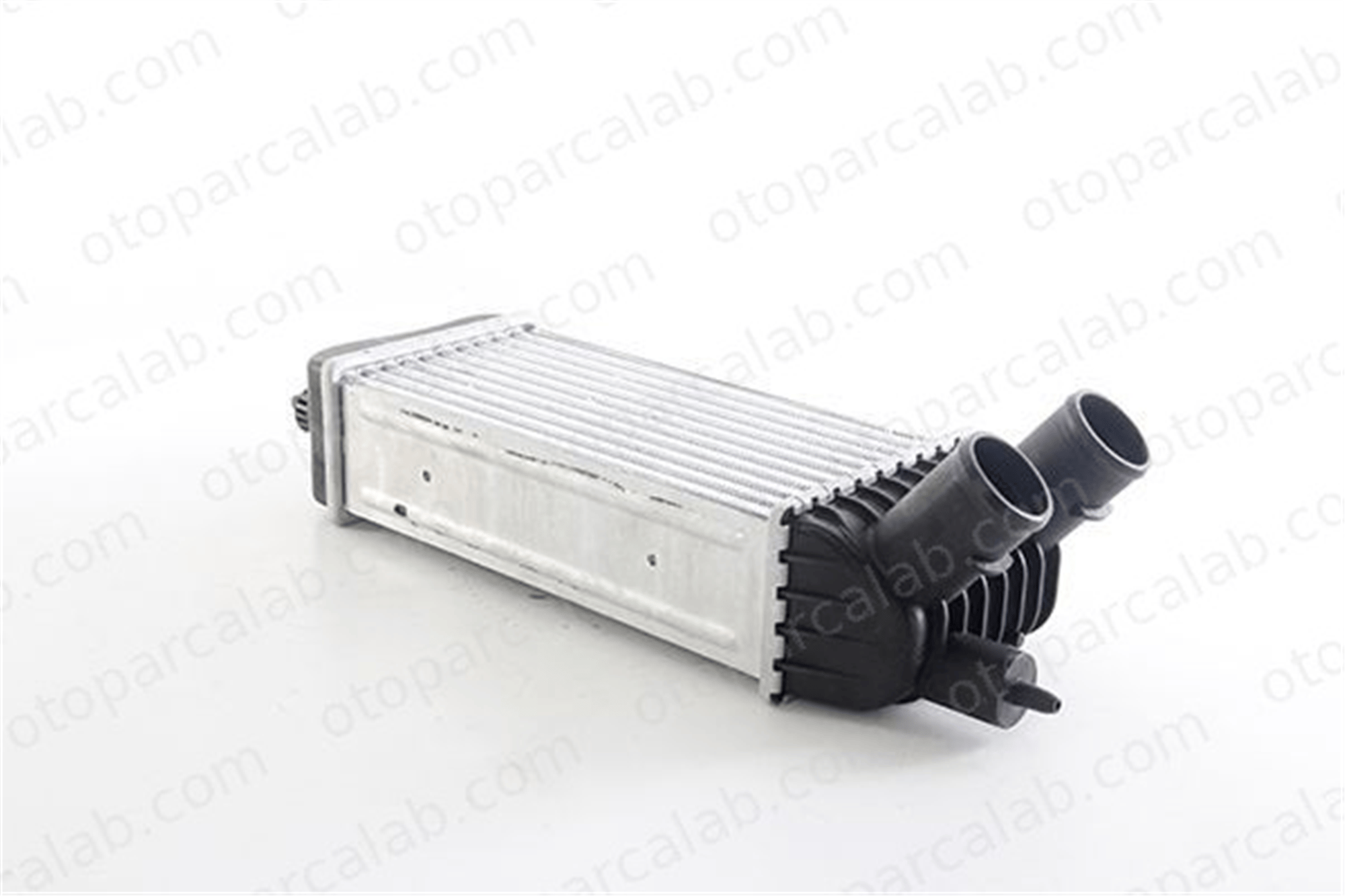 BSG 25-535-019 Turbo Radyatörü CITROËN JUMPY JUMPY Panelvan/Van 1498987080 384K4