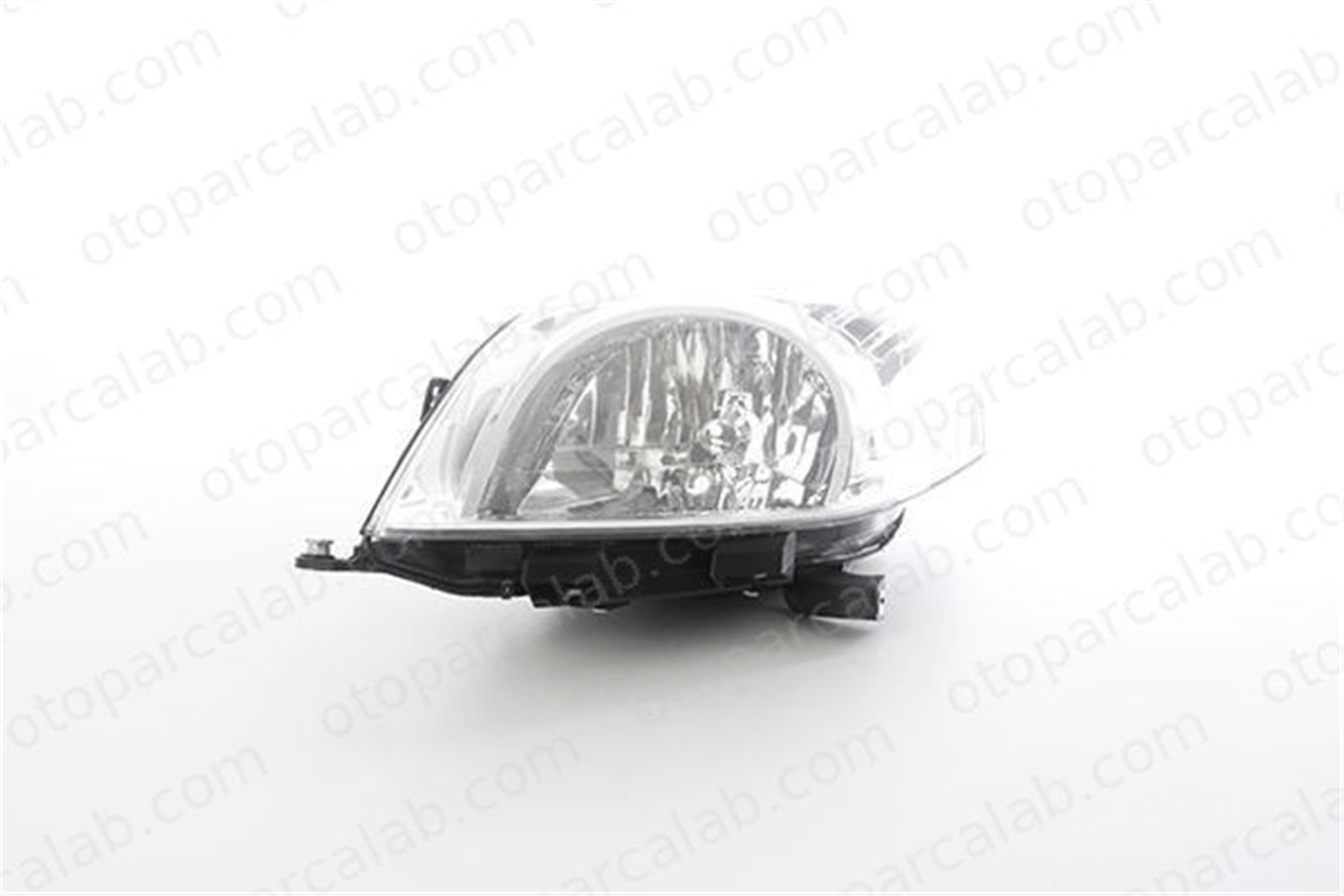 BSG 25-800-012 Far Sol FIAT FIORINO Kasa/büyük limuzin QUBO 1353198080 6205AZ