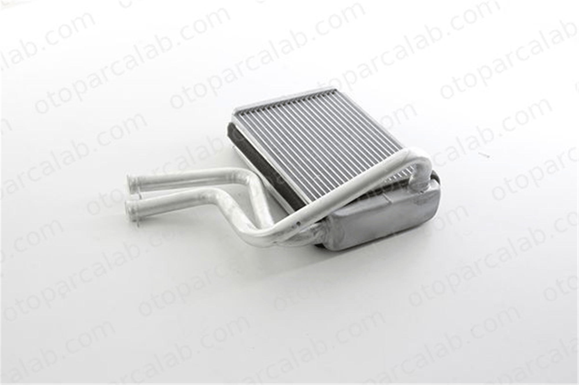 BSG 30-530-007 Kalorifer Radyatörü FORD MONDEO III MONDEO III Sedan 1S7H18476AA 1114283