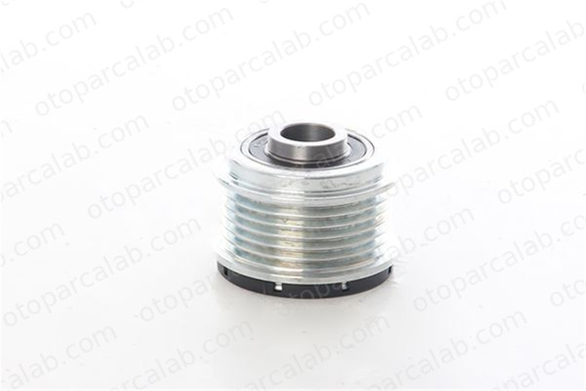 BSG 30-615-056 Alternatör Kasnağı FORD FOCUS III FOCUS III Turnier ET7610300AA 1704768
