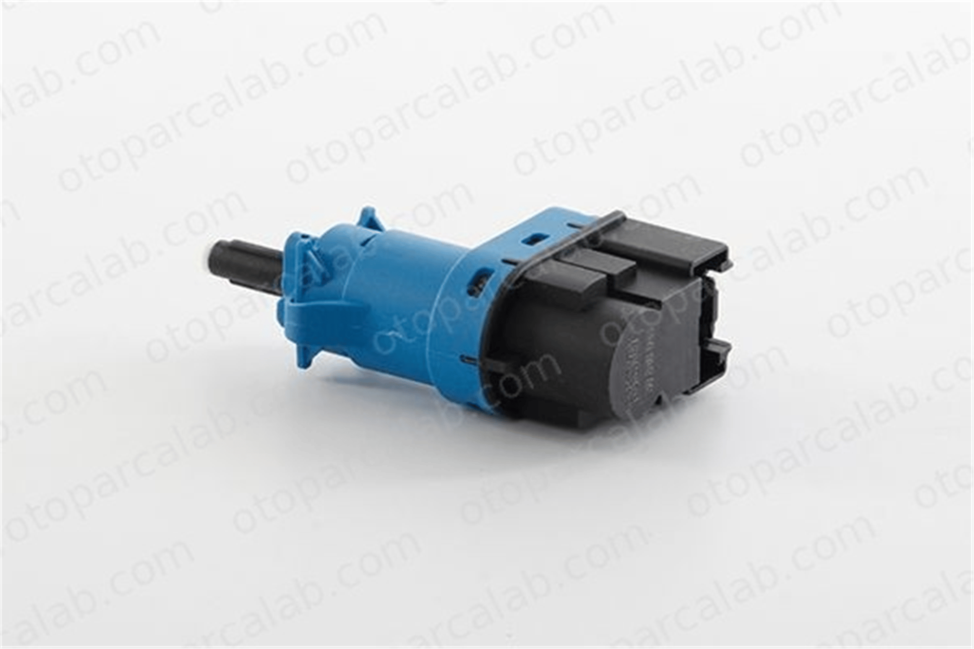 BSG 30-840-048 Fren Müşürü IVECO DAILY IV Platform şasi FORD FOCUS III GL3T9G854BA 6000613508