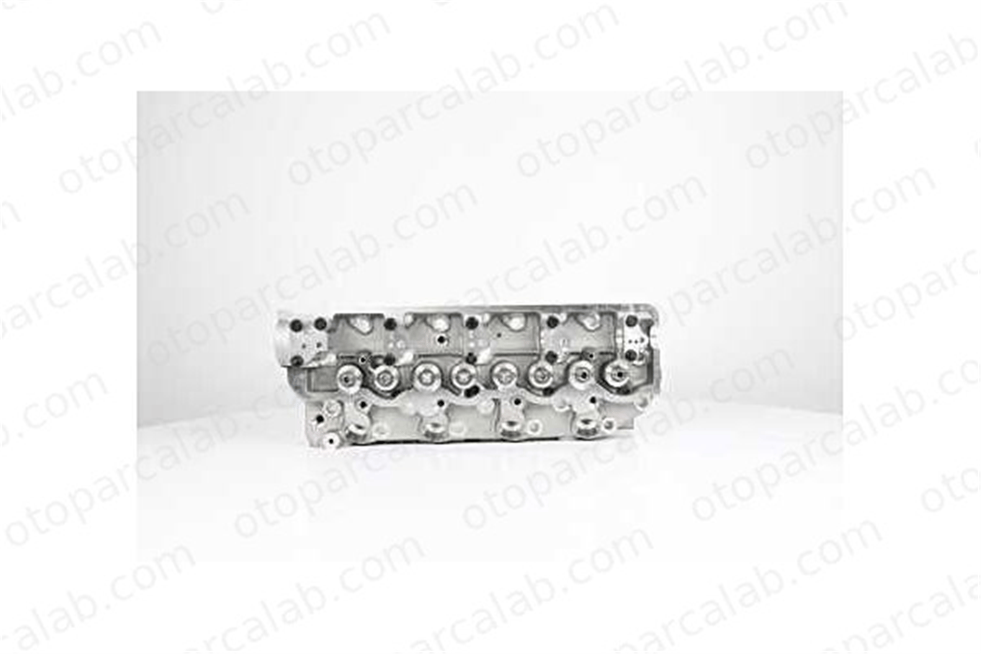 BSG 40-110-002 Silindir Kapağı MITSUBISHI L200 L 300 III Minibüs/Otobüs 908513 2210042961