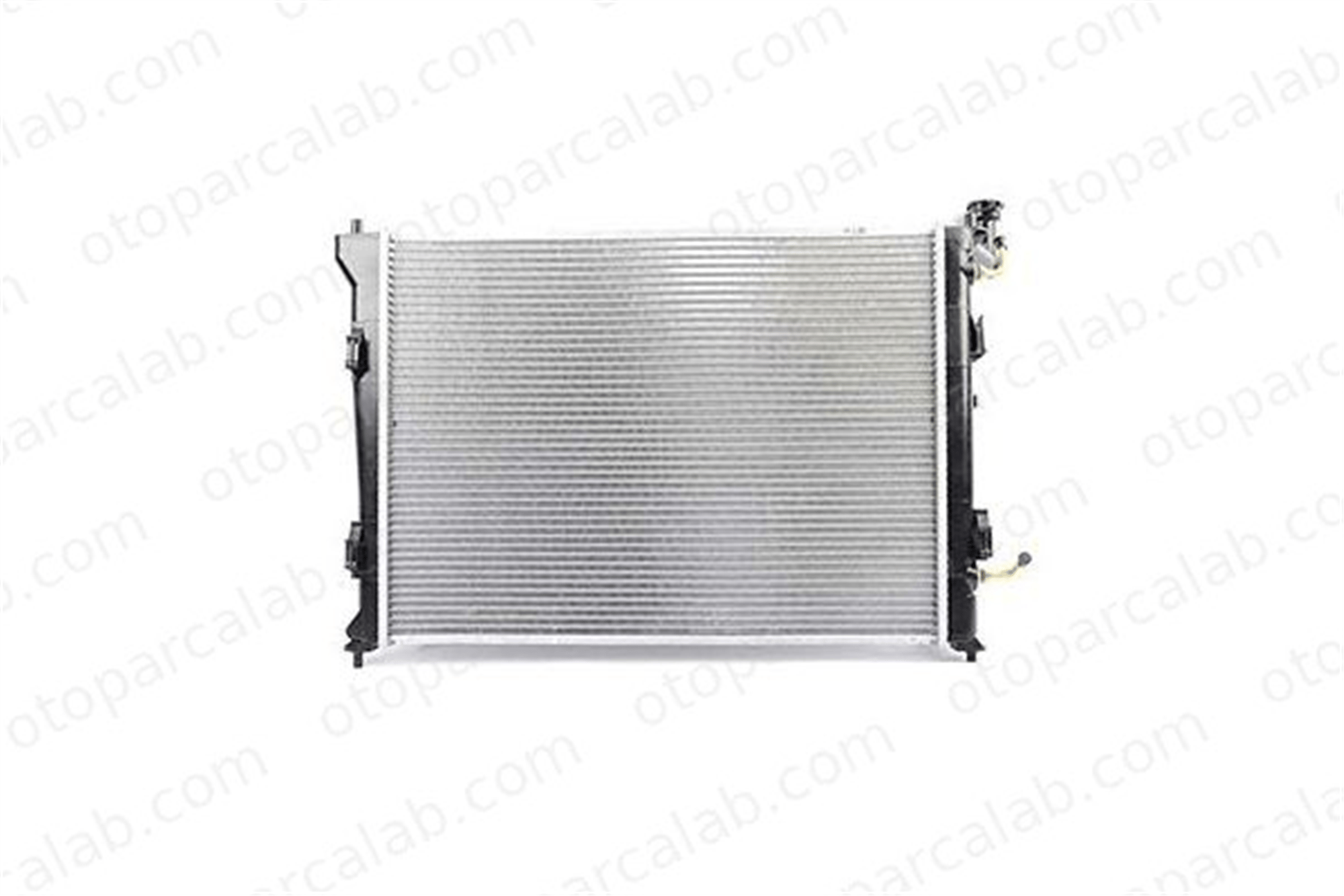BSG 40-520-011 Su Radyatörü HYUNDAI i30 i30 Station wagon 2T148005AD4367089 253102H050