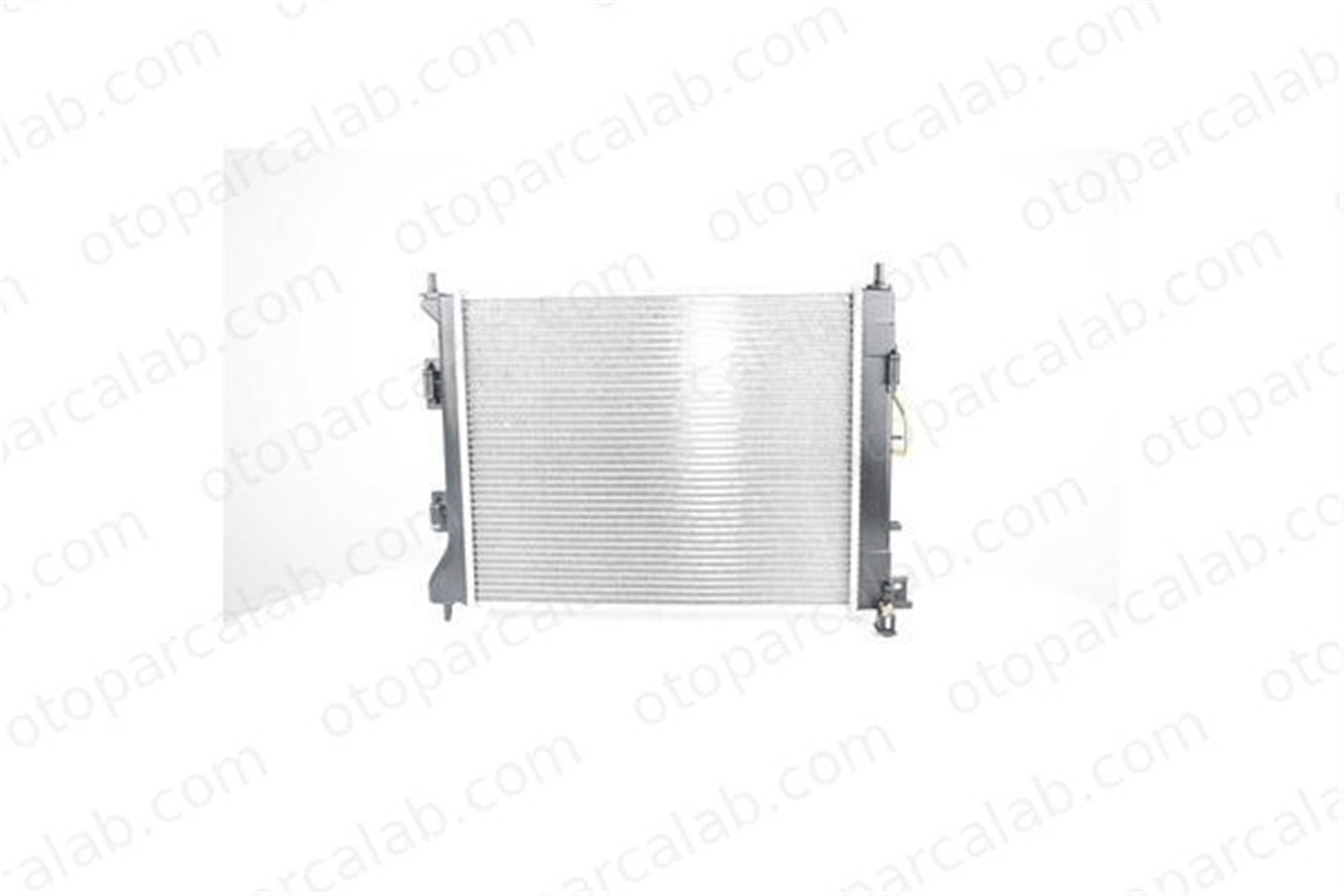 BSG 40-520-045 Su Radyatörü HYUNDAI i30 Coupe KIA CEE'D 1300247 25310A5850