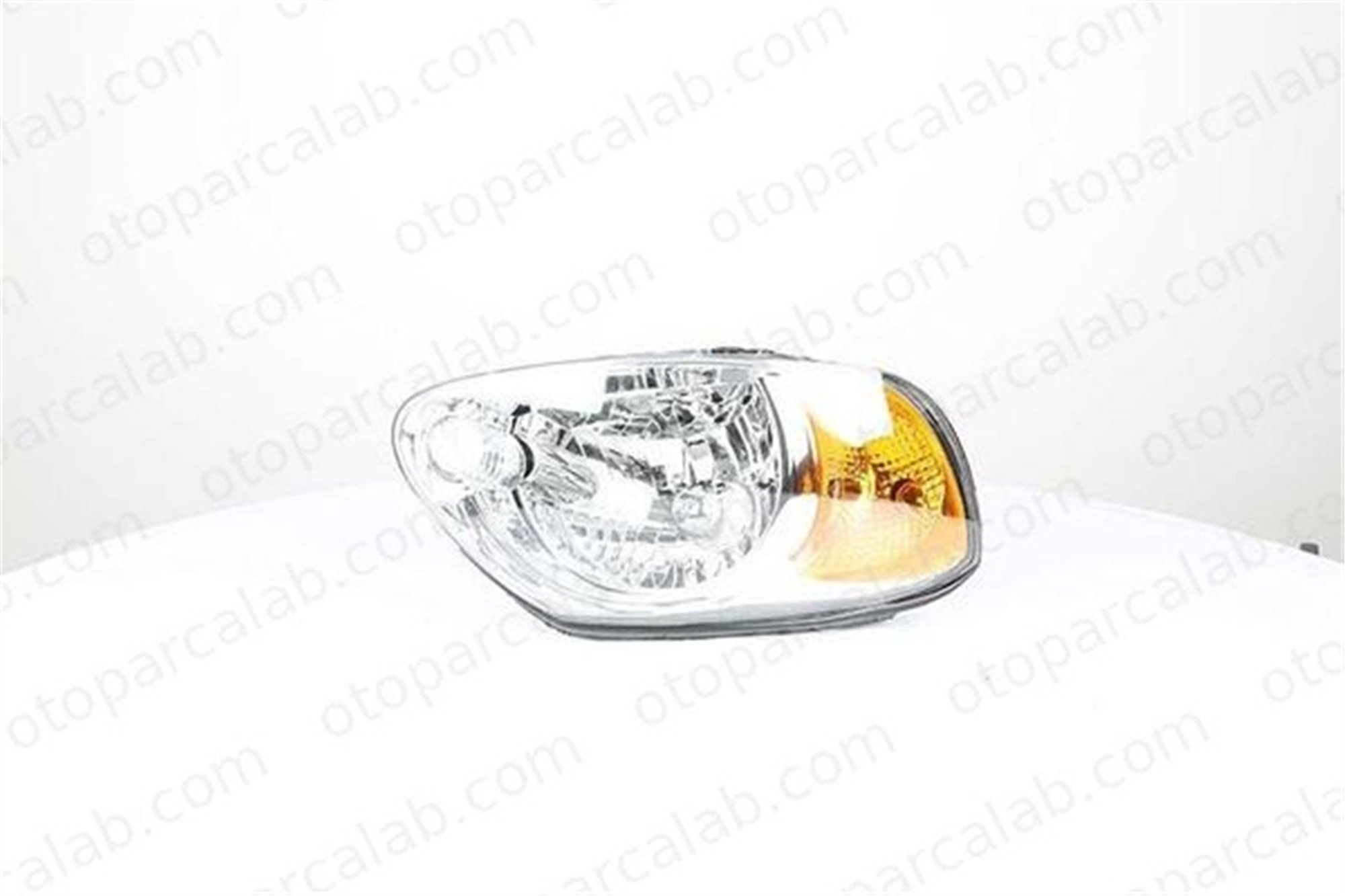 BSG 40-800-019 Far Sağ HYUNDAI ACCENT II ACCENT II Sedan 9210225510 9210225530