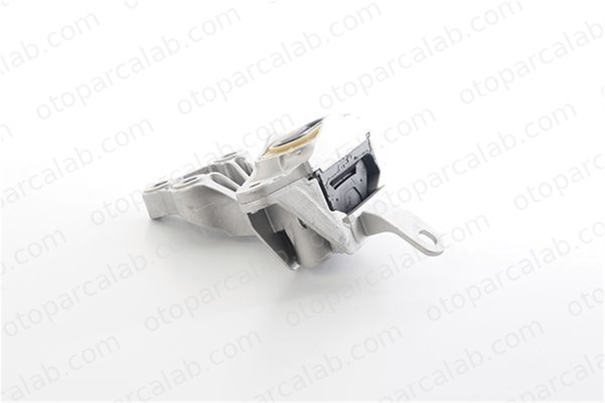BSG 65-700-300 Motor Takozu Sol OPEL ZAFIRA TOURER C ASTRA J 682076 13248550