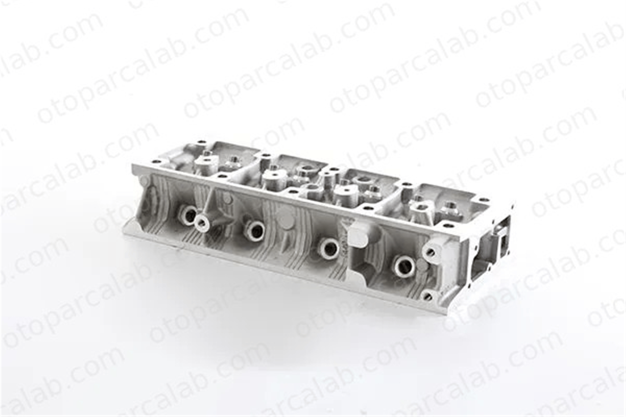 BSG 75-110-004 Silindir Kapağı NISSAN INTERSTAR Minibüs/Otobüs RENAULT VEL SATIS 7702164346 1104100QA0