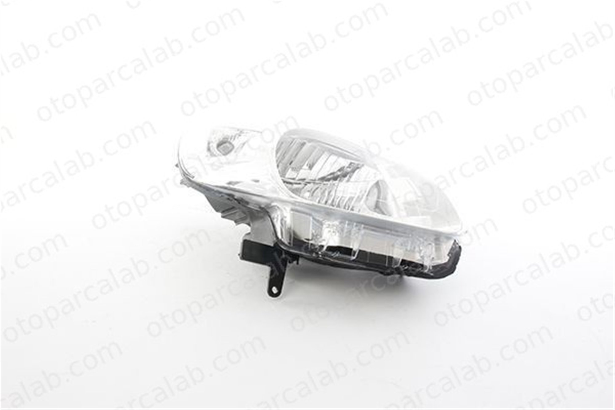 BSG 75-800-067 Far Sağ RENAULT KANGOO / GRAND KANGOO II KANGOO Express 260109958R