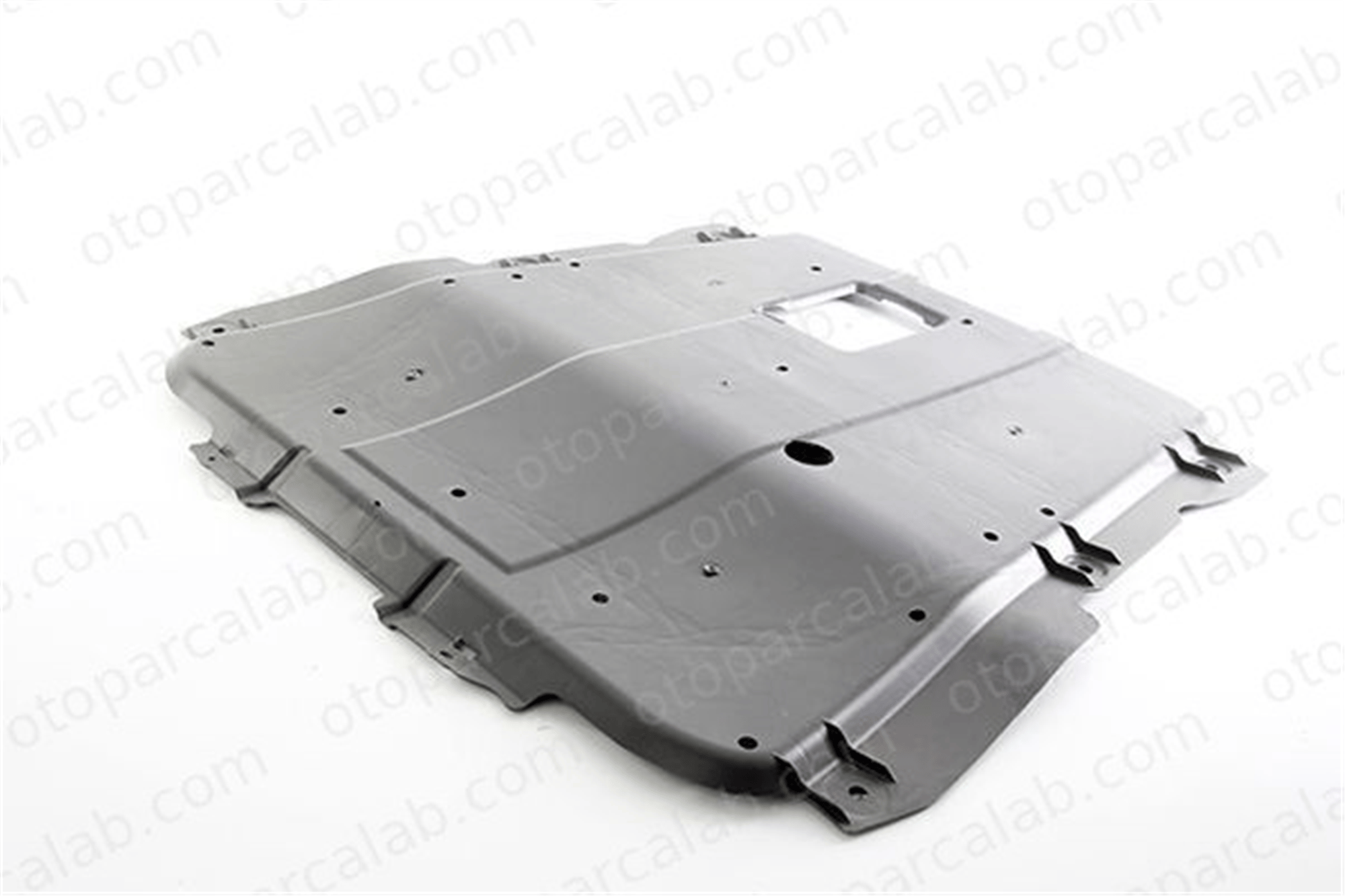 BSG 75-922-024 Motor Karter Muhafaza DACIA SANDERO II RENAULT THALIA III 758904911R 758900184R