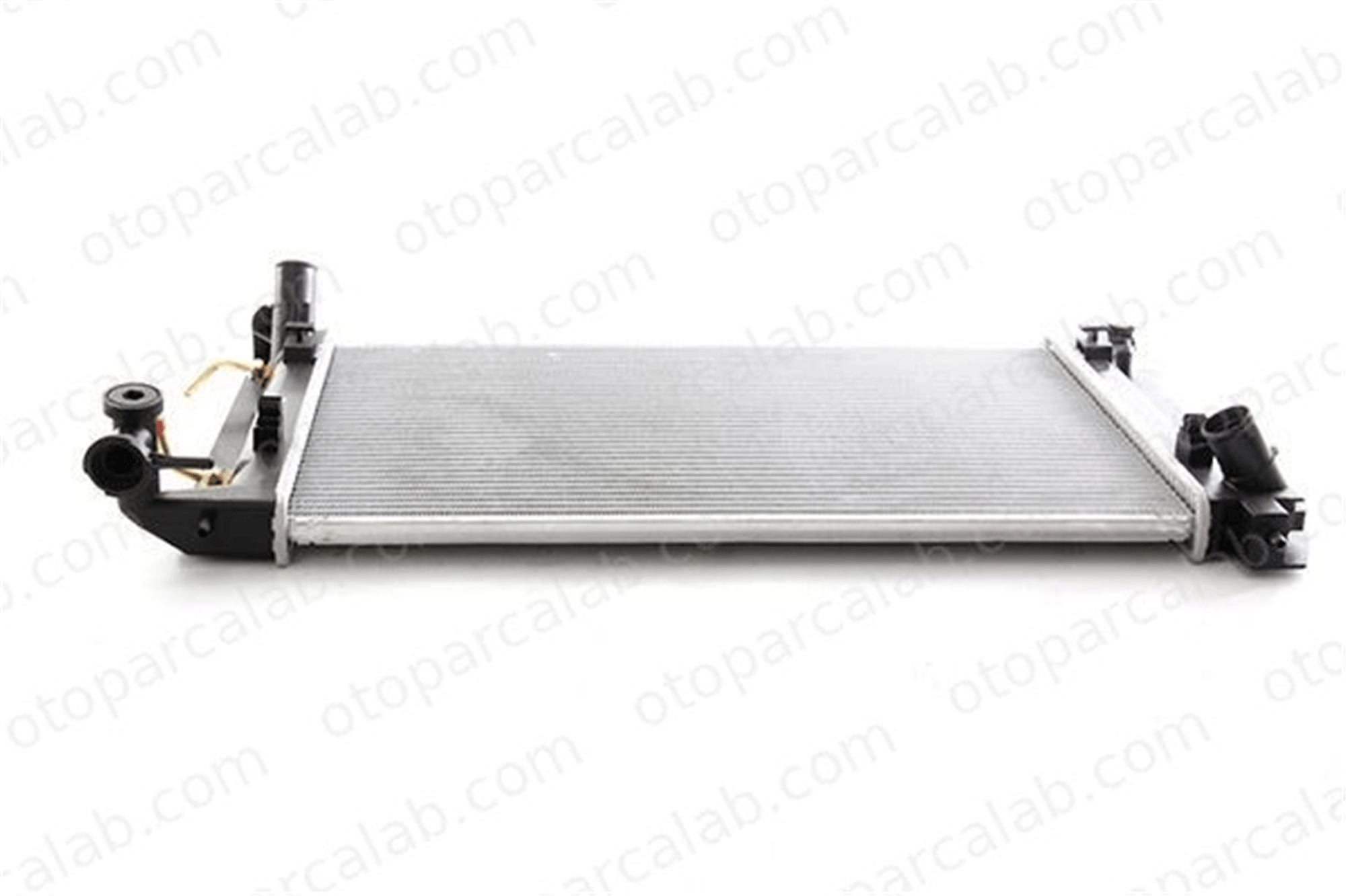 BSG 85-520-018 Su Radyatörü TOYOTA COROLLA COROLLA Sedan A2115003202 164000D220