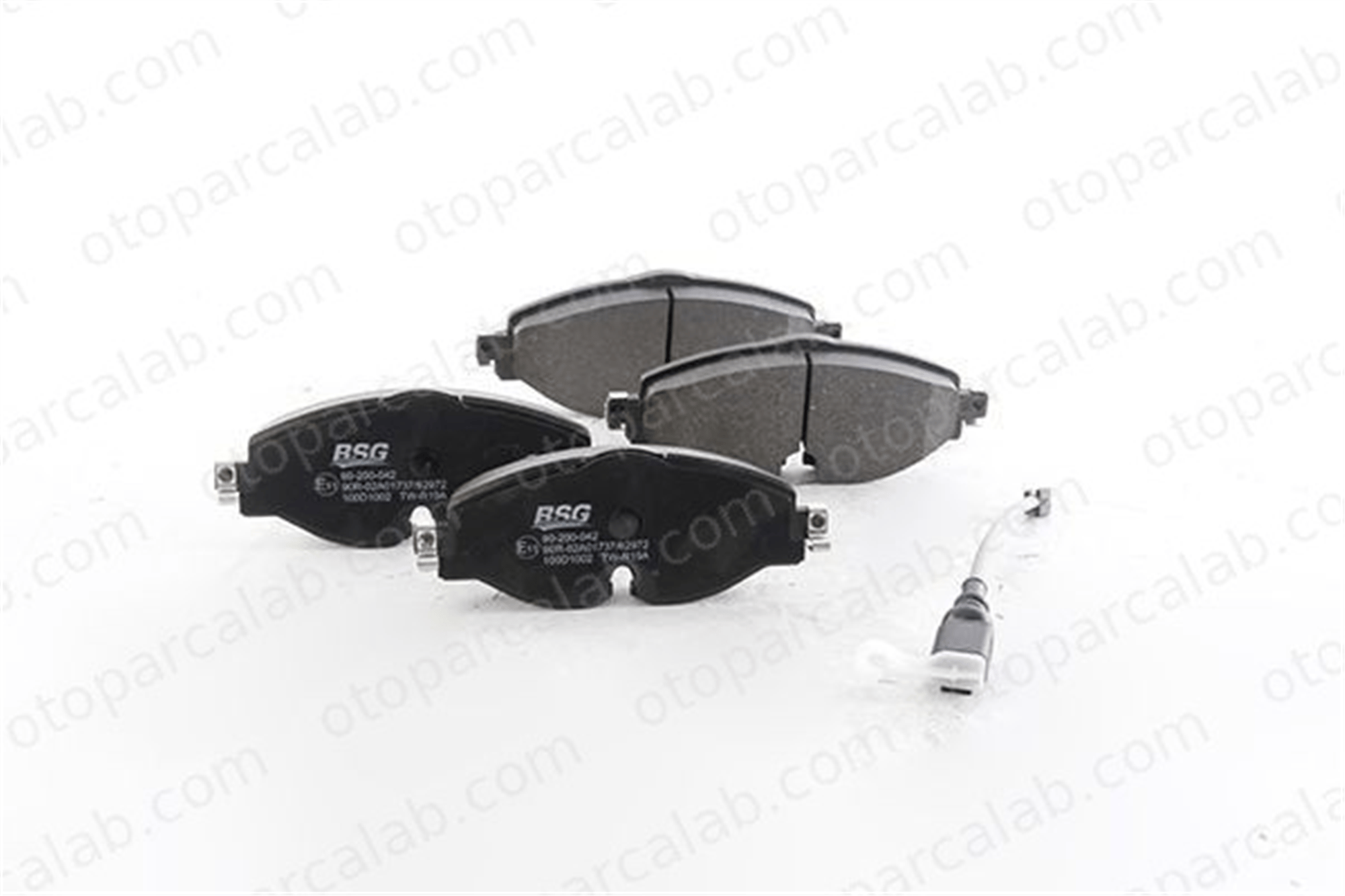 BSG 90-200-042 Fren Disk Balata Ön VW GOLF VII SEAT LEON ST 5Q0698151D 8V0698151